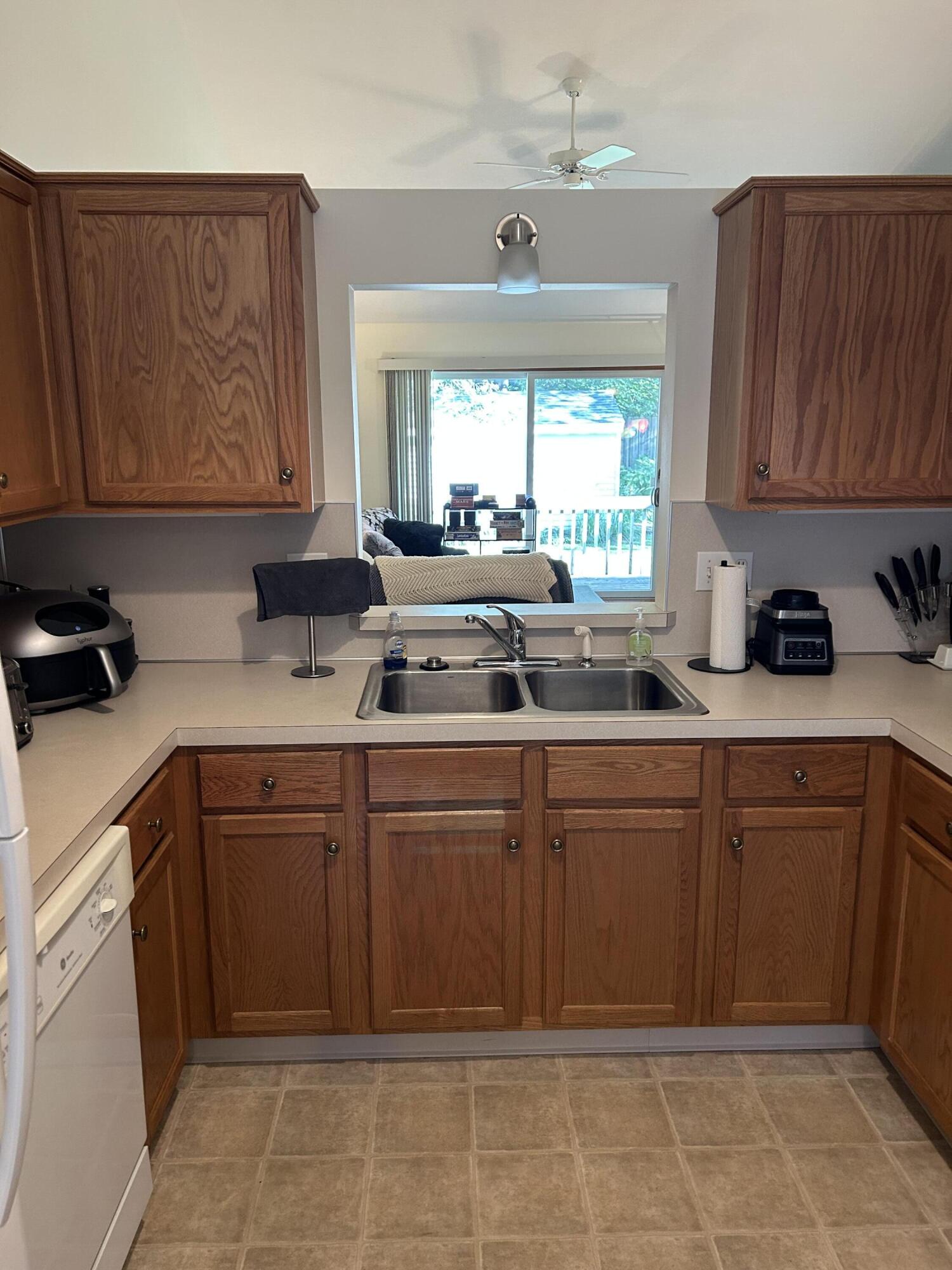 333 Nestlewood Drive Holland MI 49424