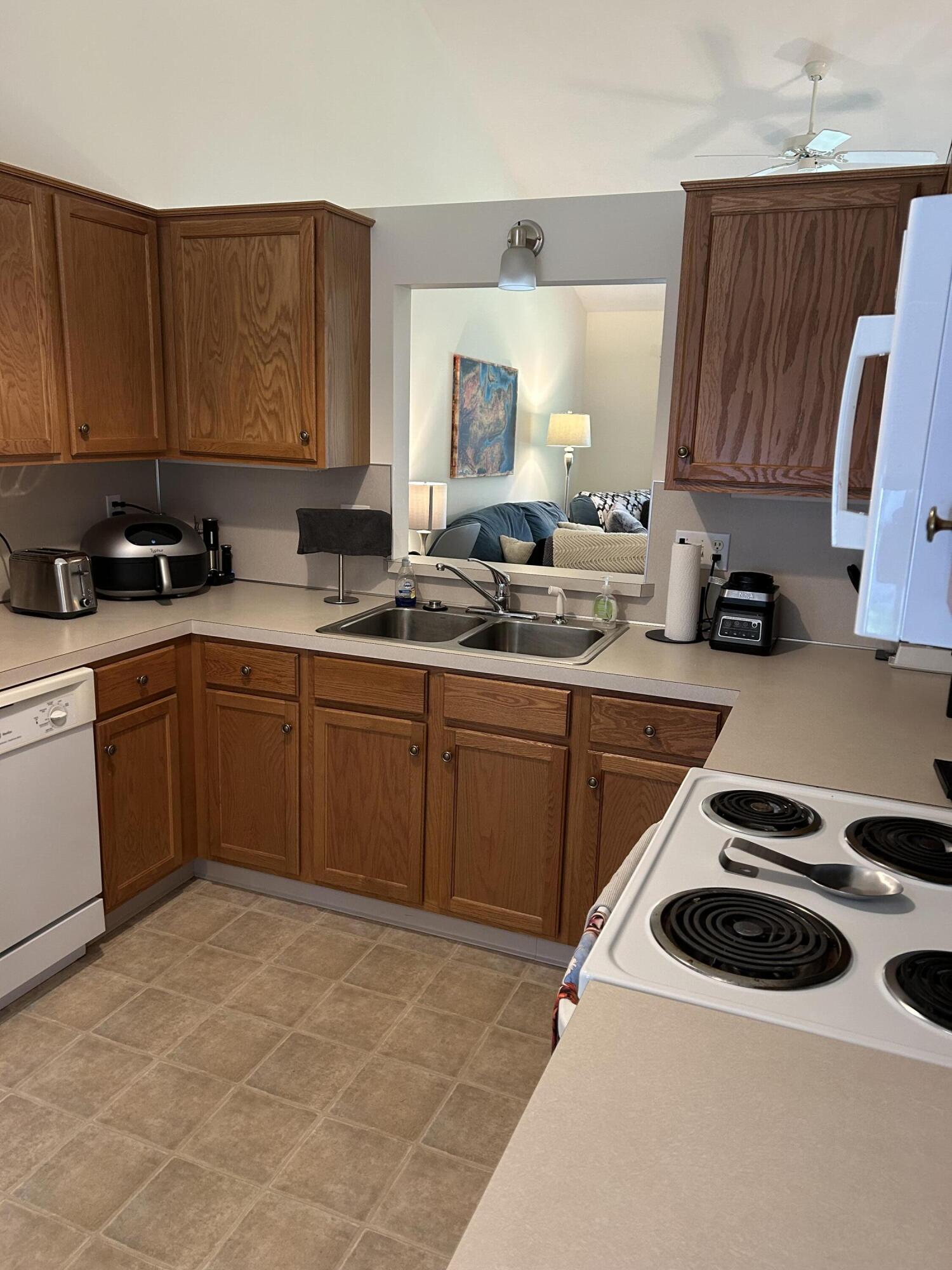 333 Nestlewood Drive Holland MI 49424