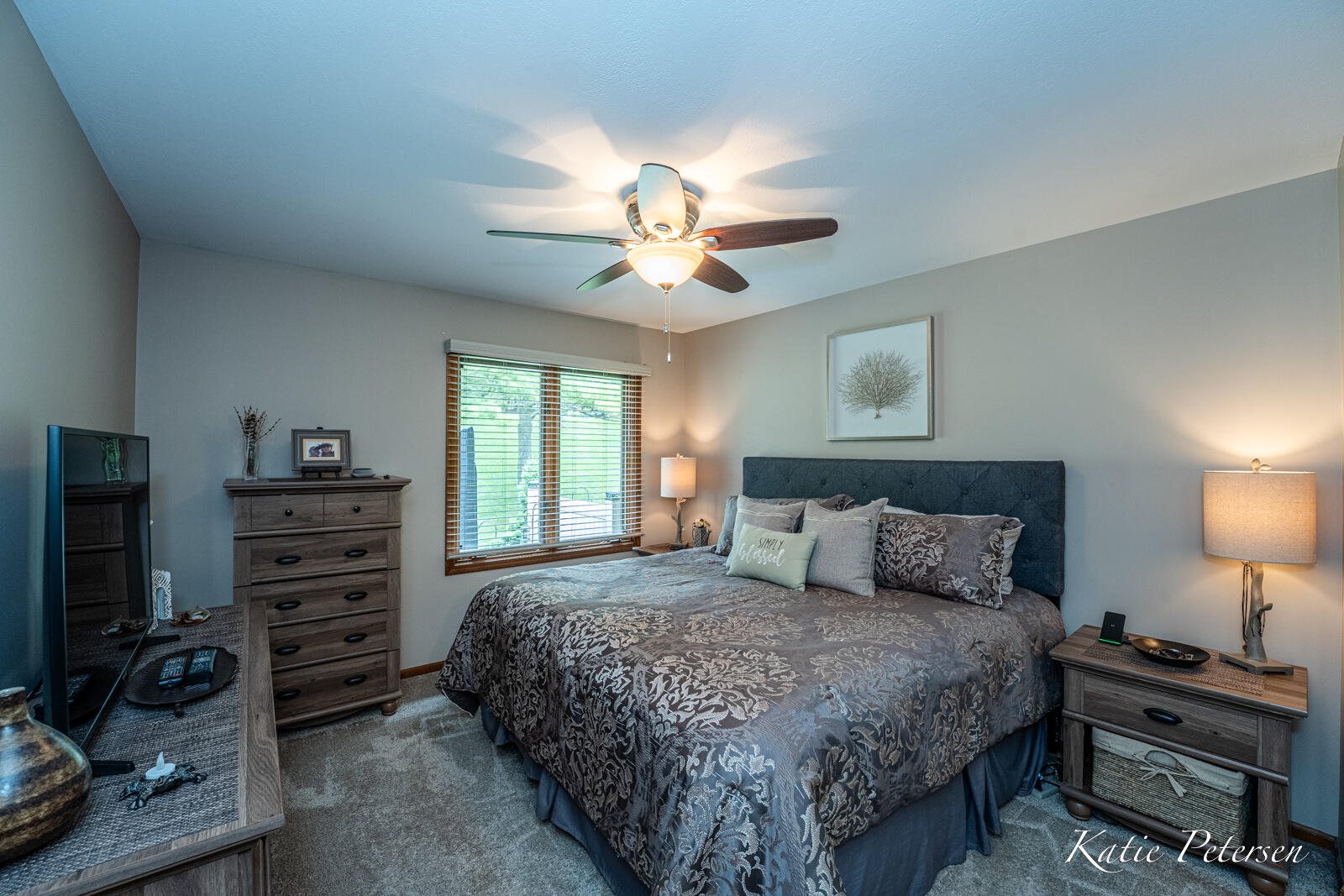 4488 N Valley Drive NE Grand Rapids MI 49525