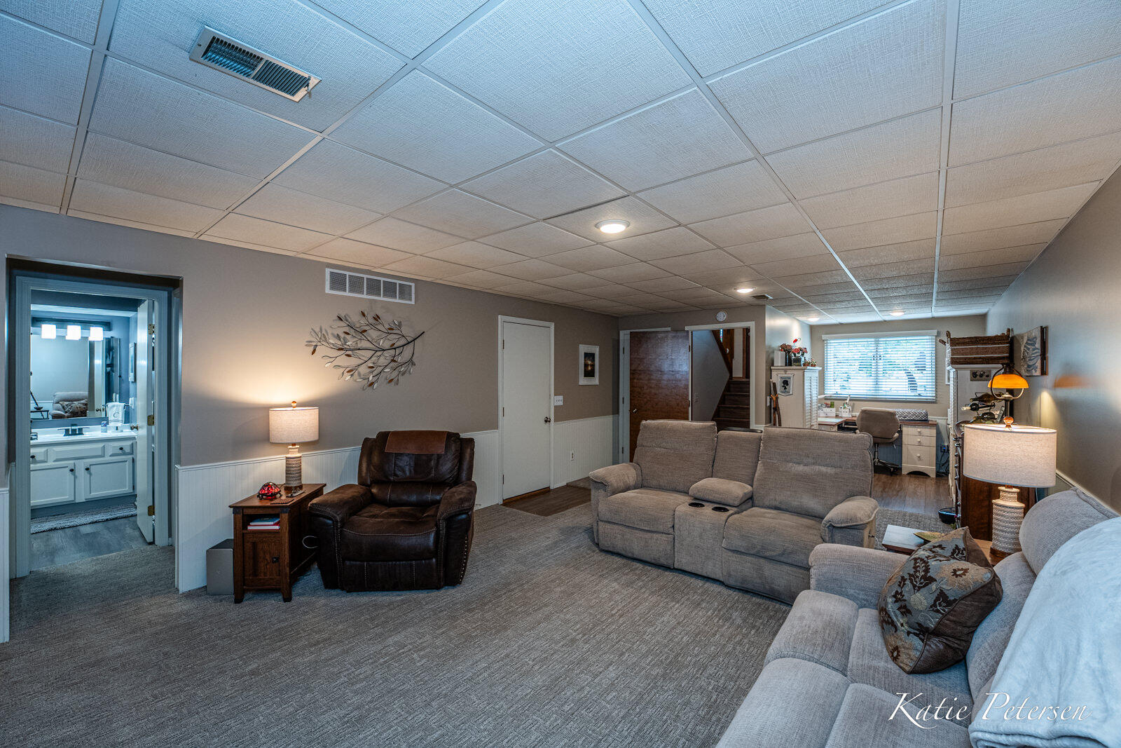 4488 N Valley Drive NE Grand Rapids MI 49525