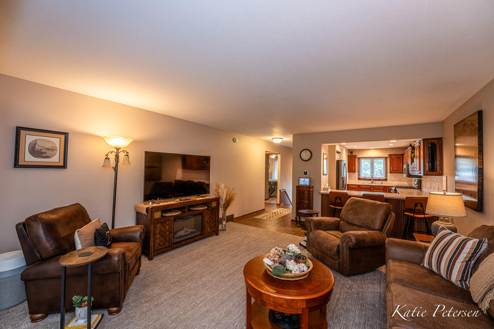 4488 N Valley Drive NE Grand Rapids MI 49525