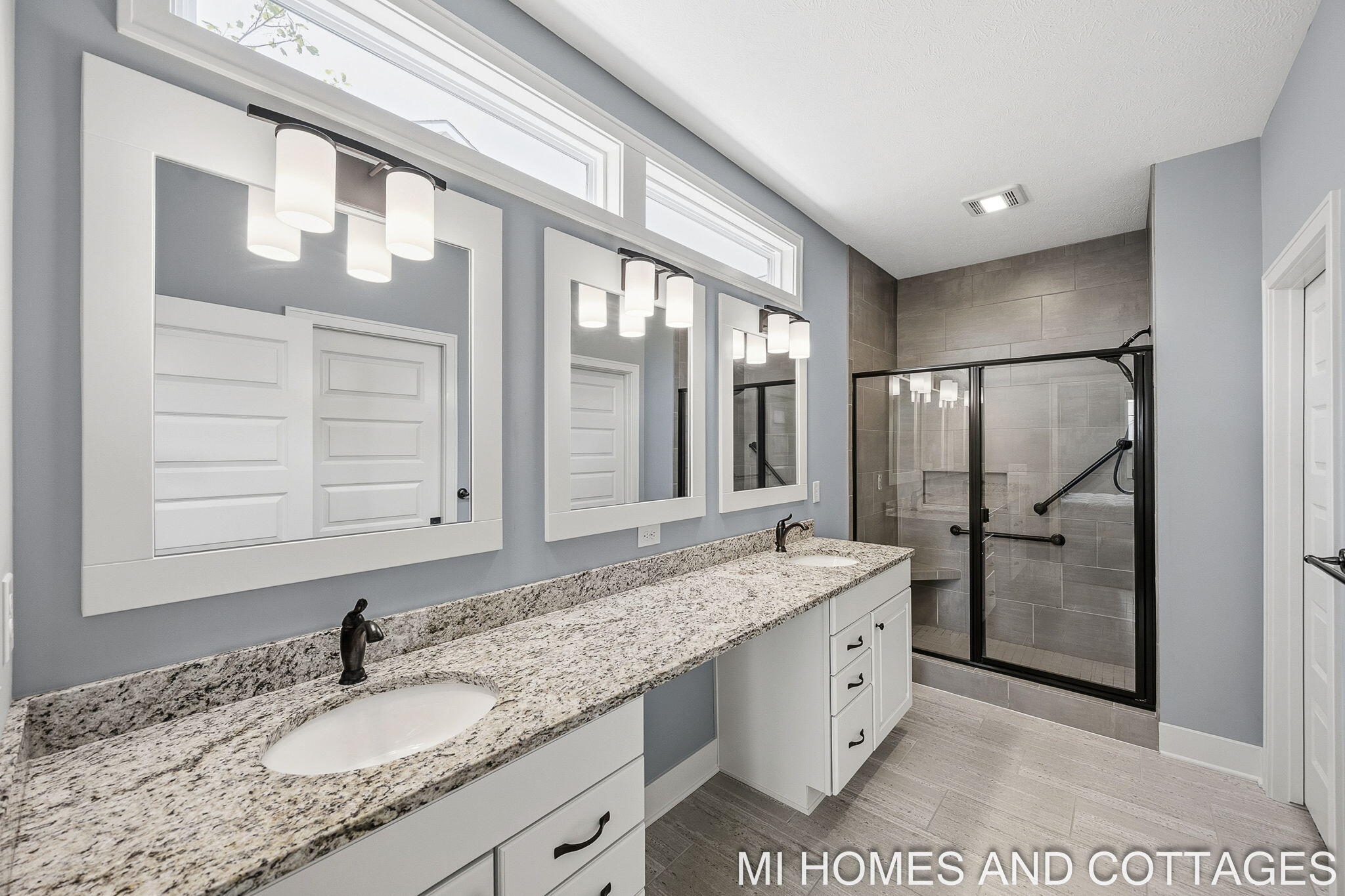 14052 Phoenix Place Holland MI 49424