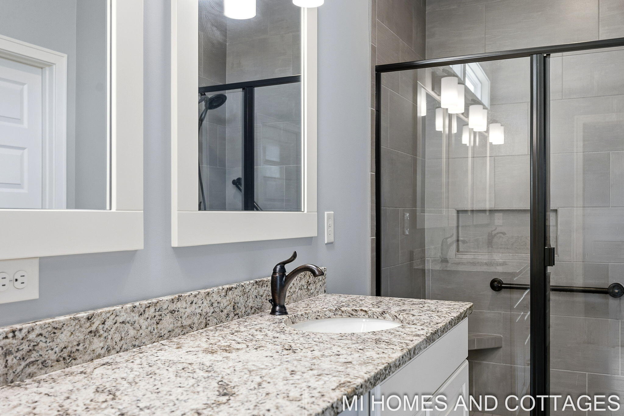 14052 Phoenix Place Holland MI 49424