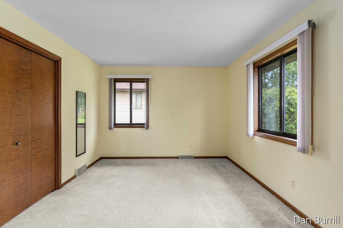 8511 SW Elkwood Drive SW Byron Center MI 49315