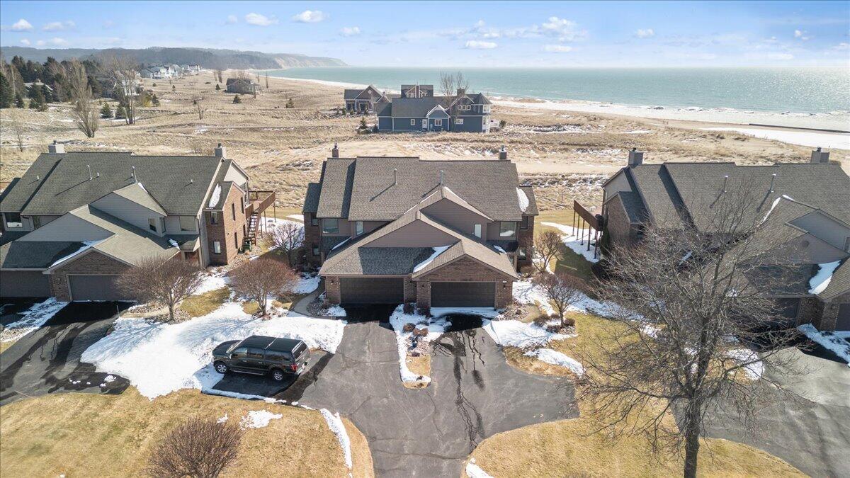 176 Harbor Drive Ludington MI 49431