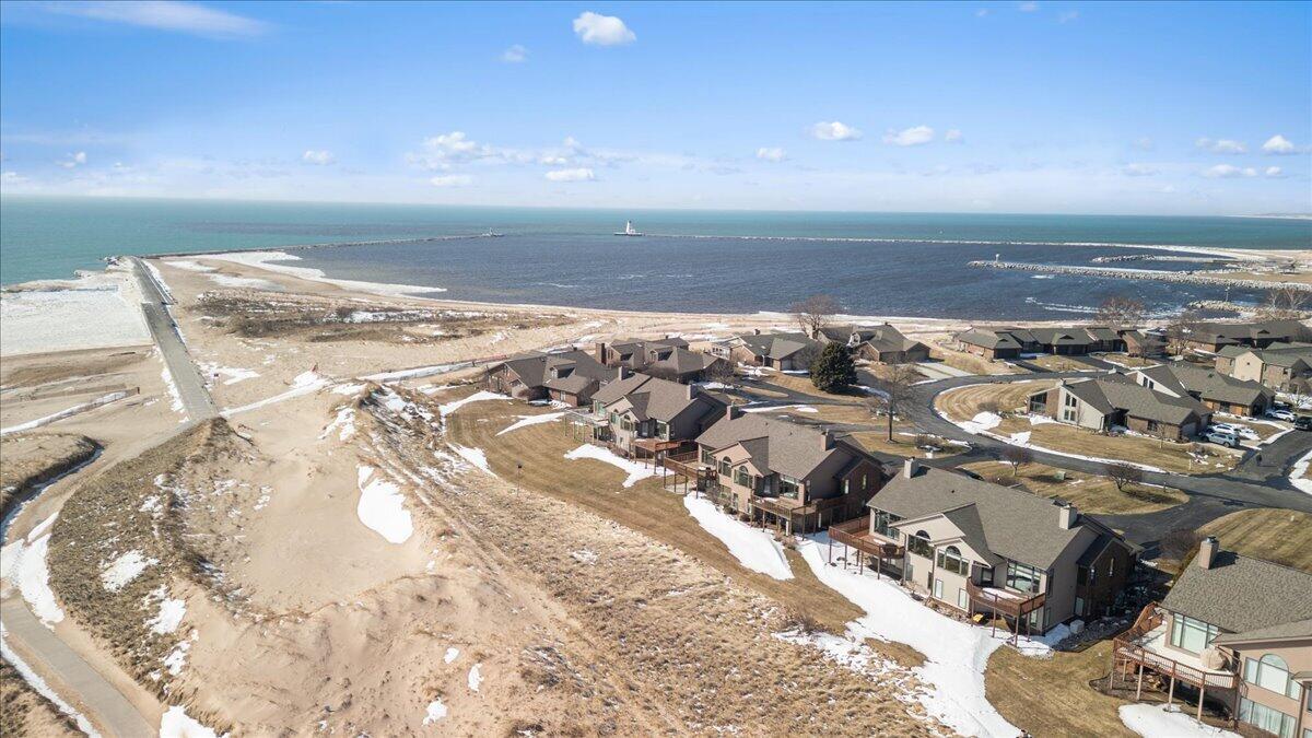 176 Harbor Drive Ludington MI 49431
