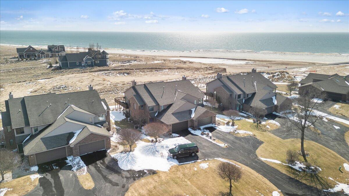 176 Harbor Drive Ludington MI 49431