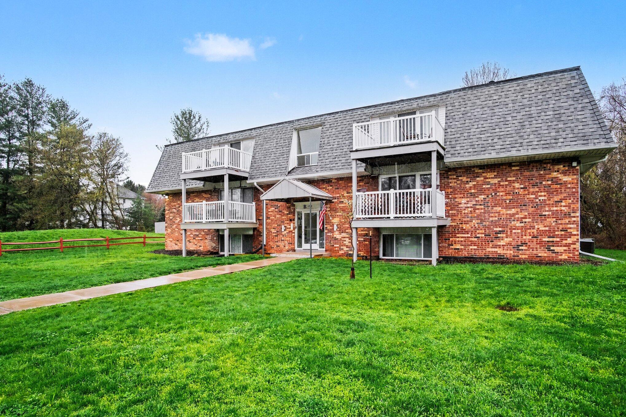 6712 Cascade Road SE Grand Rapids MI 49546
