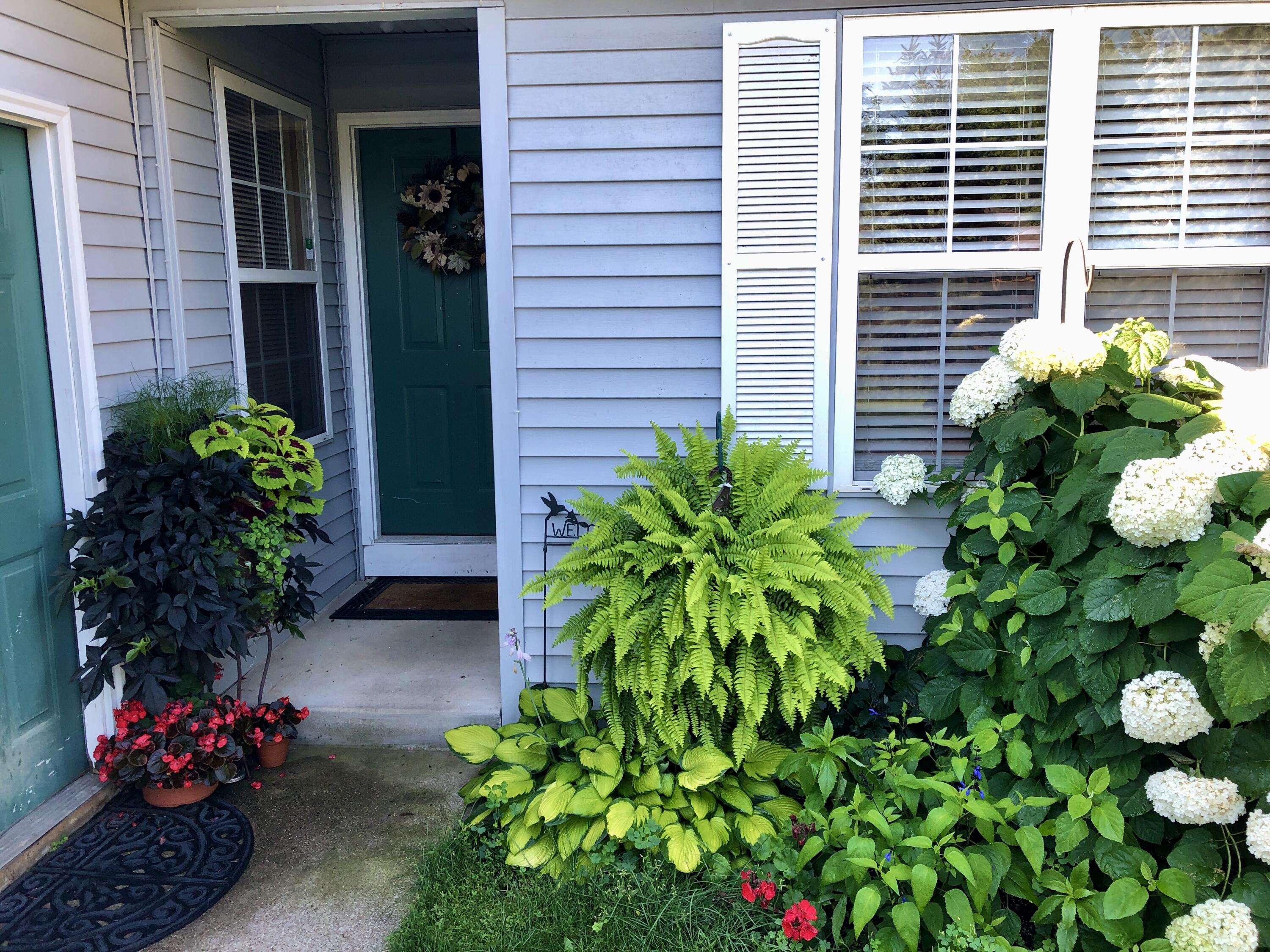 6085 Fairgrove Street Kalamazoo MI 49009