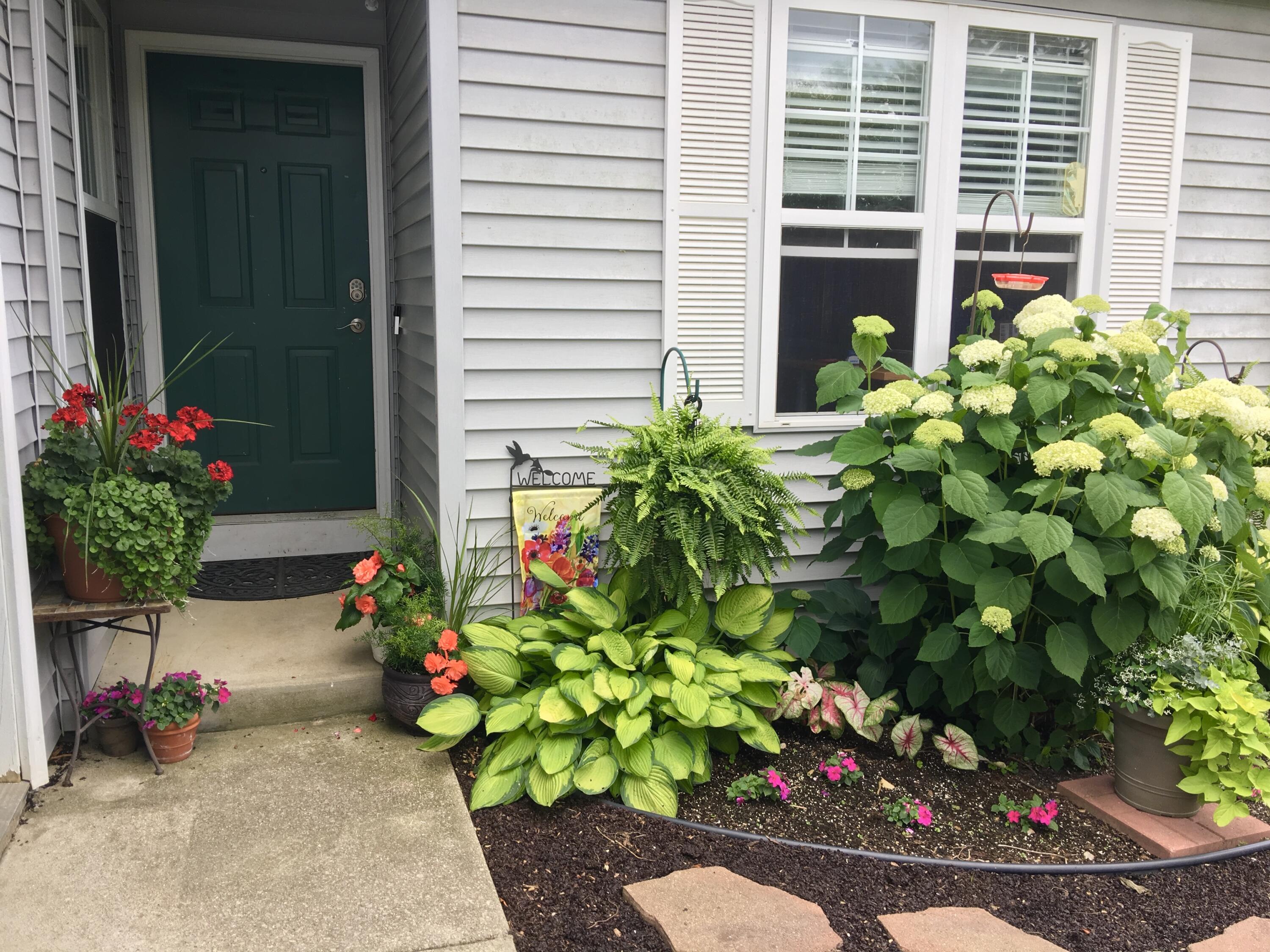 6085 Fairgrove Street Kalamazoo MI 49009