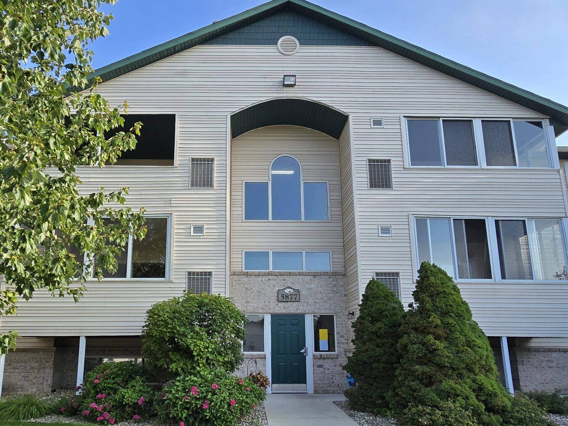5877 Crosswinds Drive Norton Shores MI 49444
