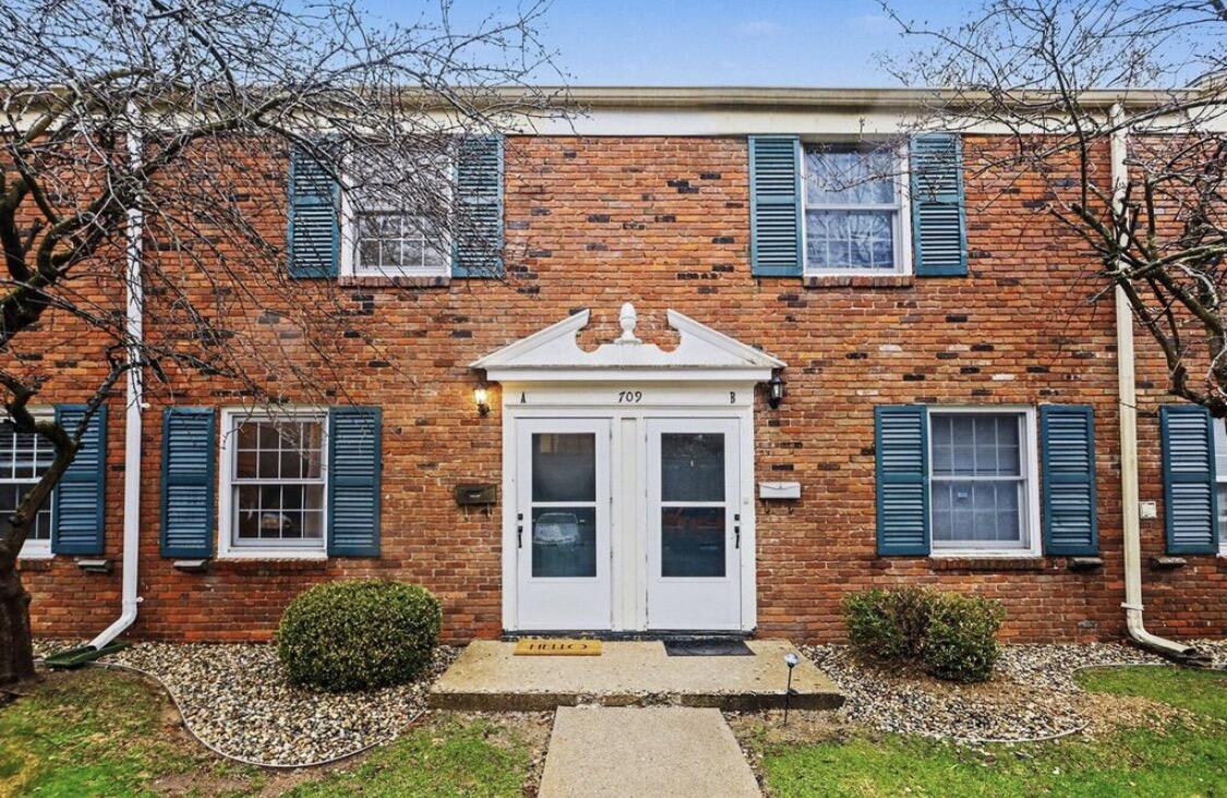 709 Garland Circle Kalamazoo MI 49008