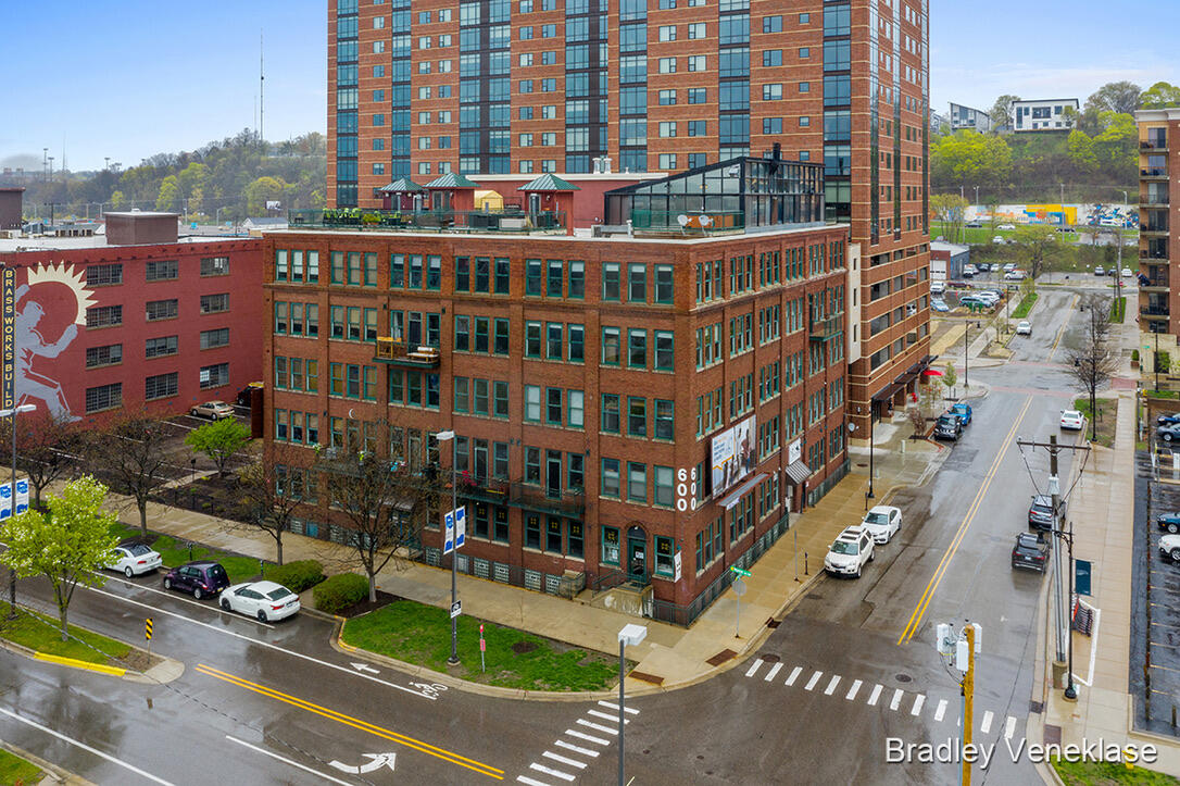 600 Monroe Avenue NW Grand Rapids MI 49503