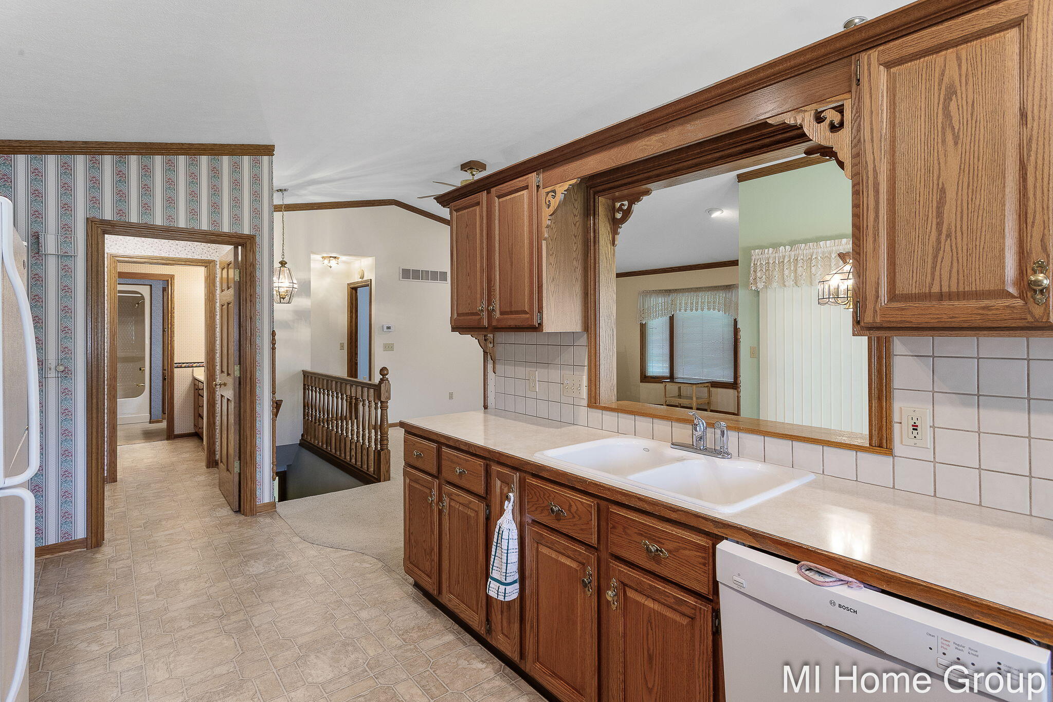 500 W Main Avenue Zeeland MI 49464