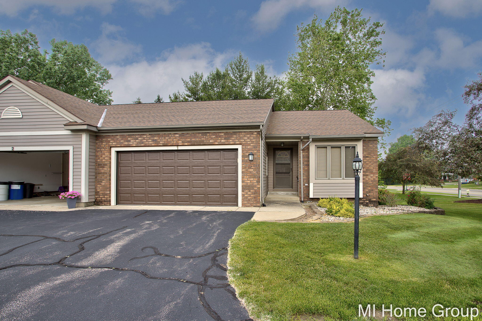 500 W Main Avenue Zeeland MI 49464