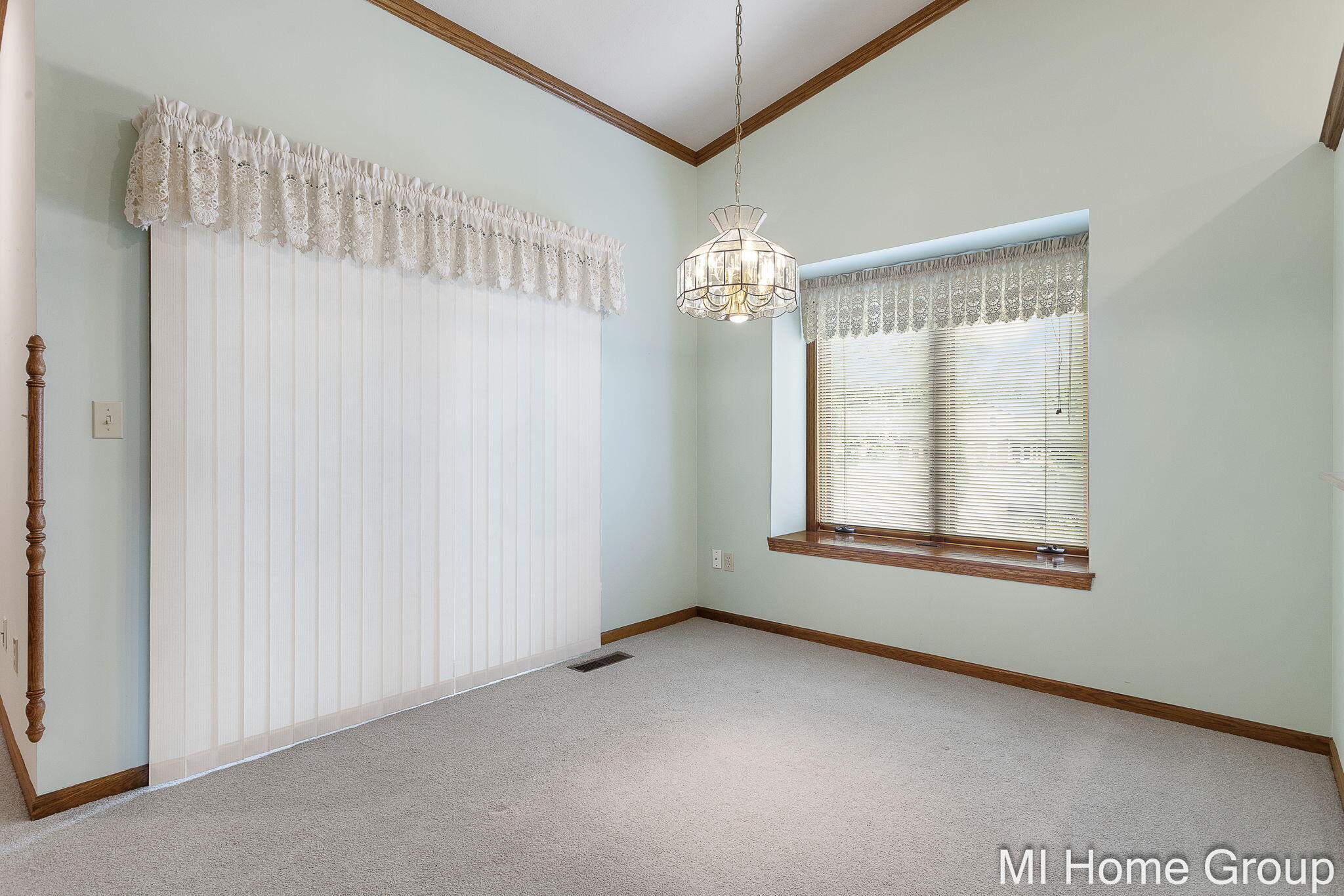 500 W Main Avenue Zeeland MI 49464
