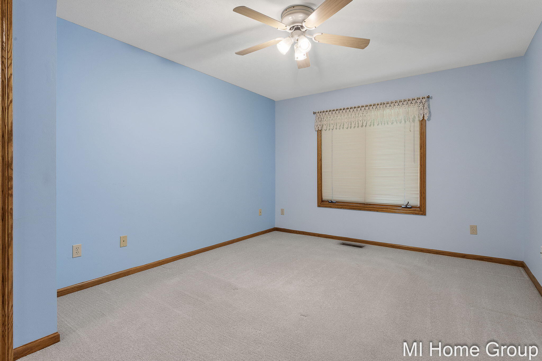 500 W Main Avenue Zeeland MI 49464