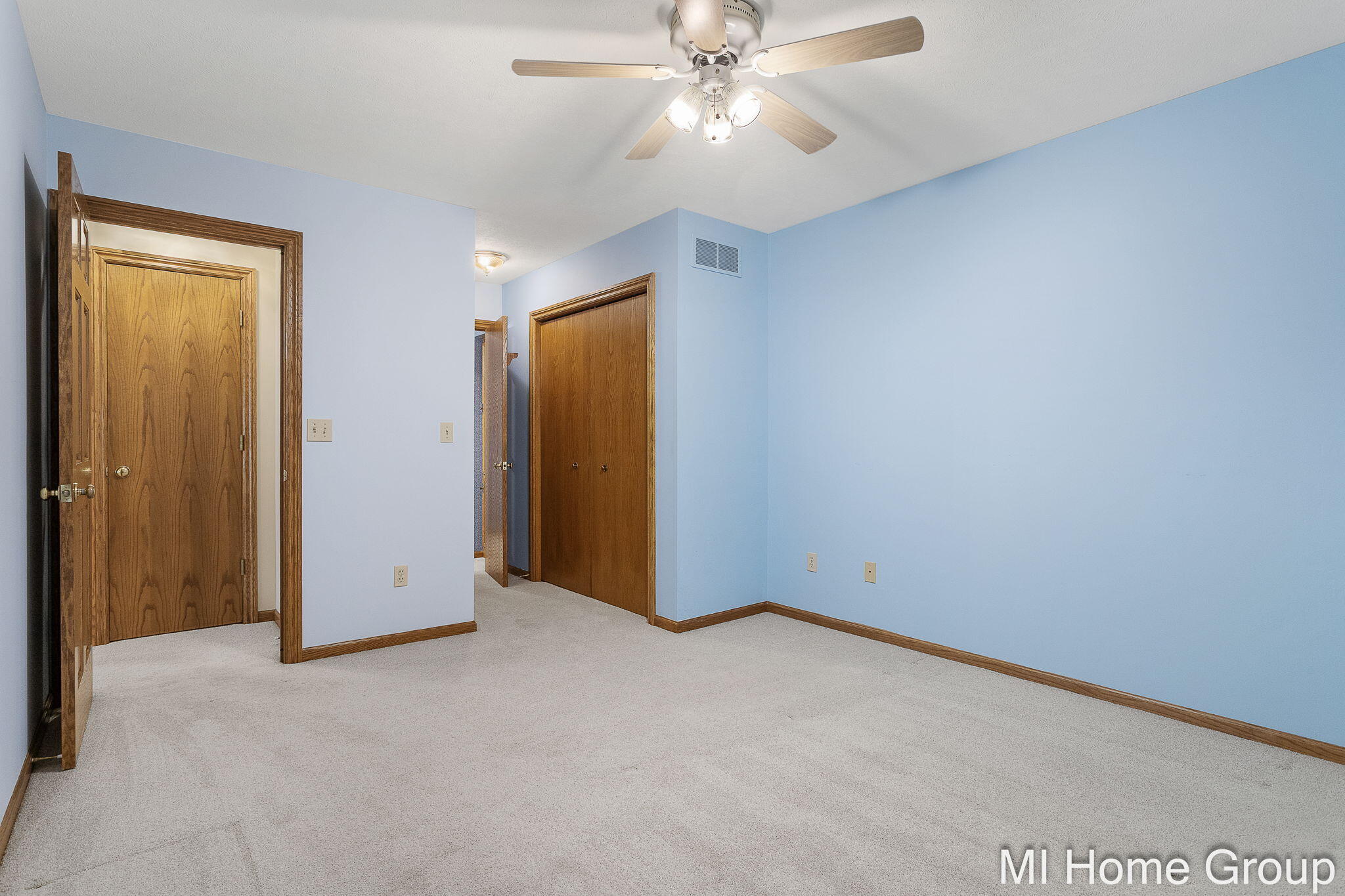 500 W Main Avenue Zeeland MI 49464