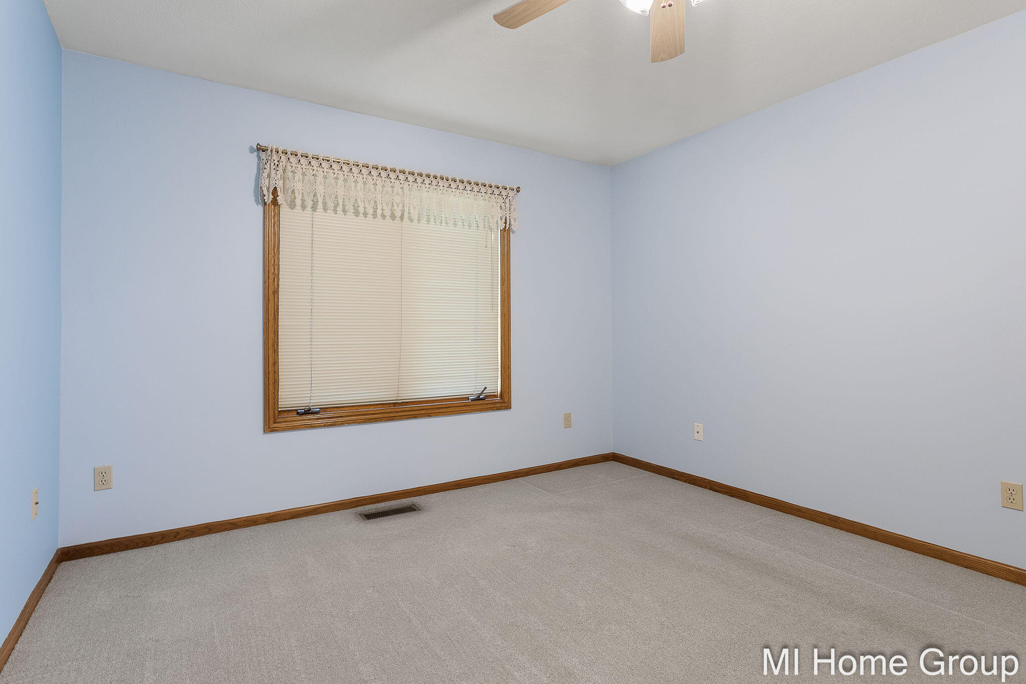 500 W Main Avenue Zeeland MI 49464