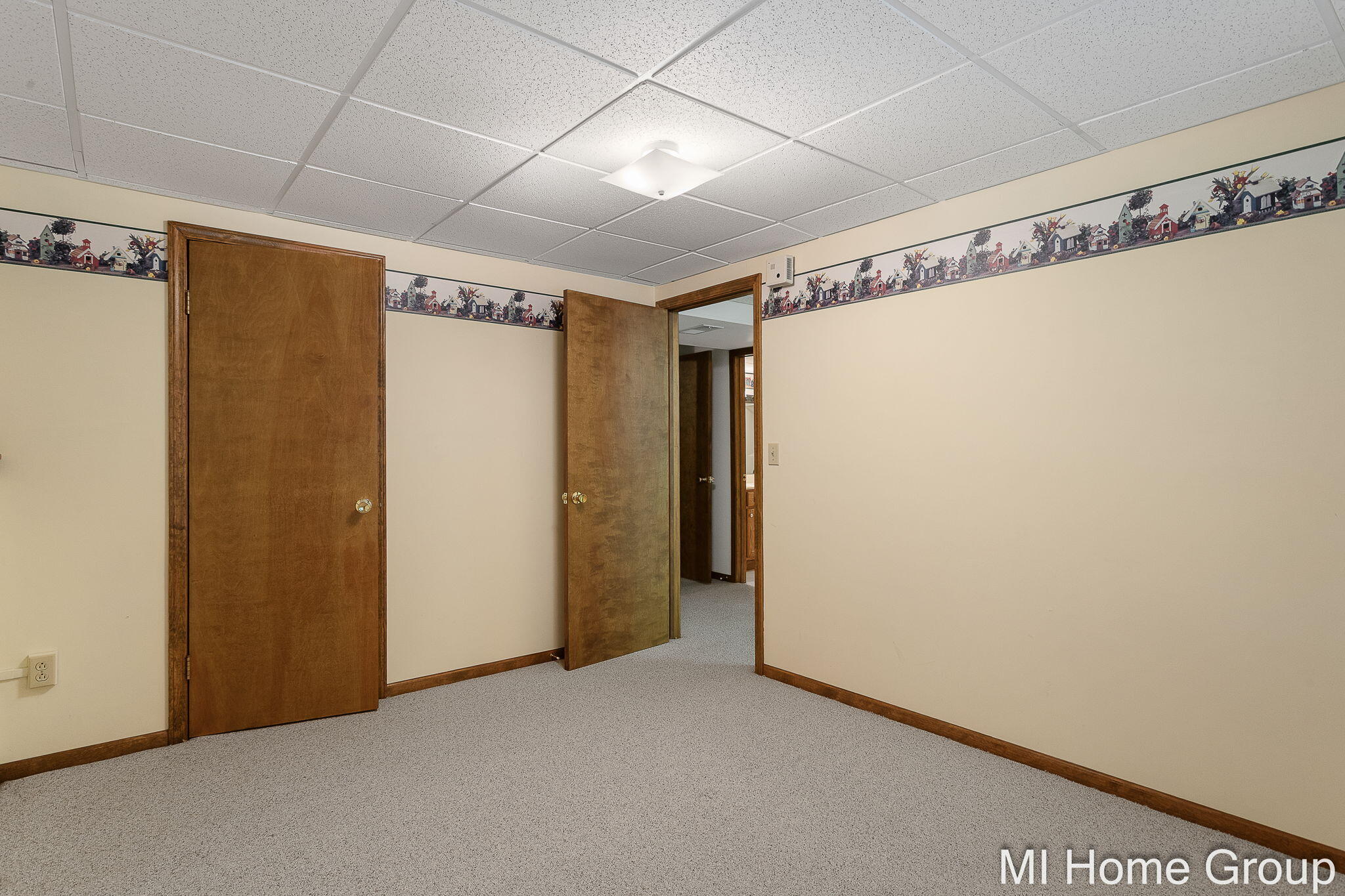500 W Main Avenue Zeeland MI 49464