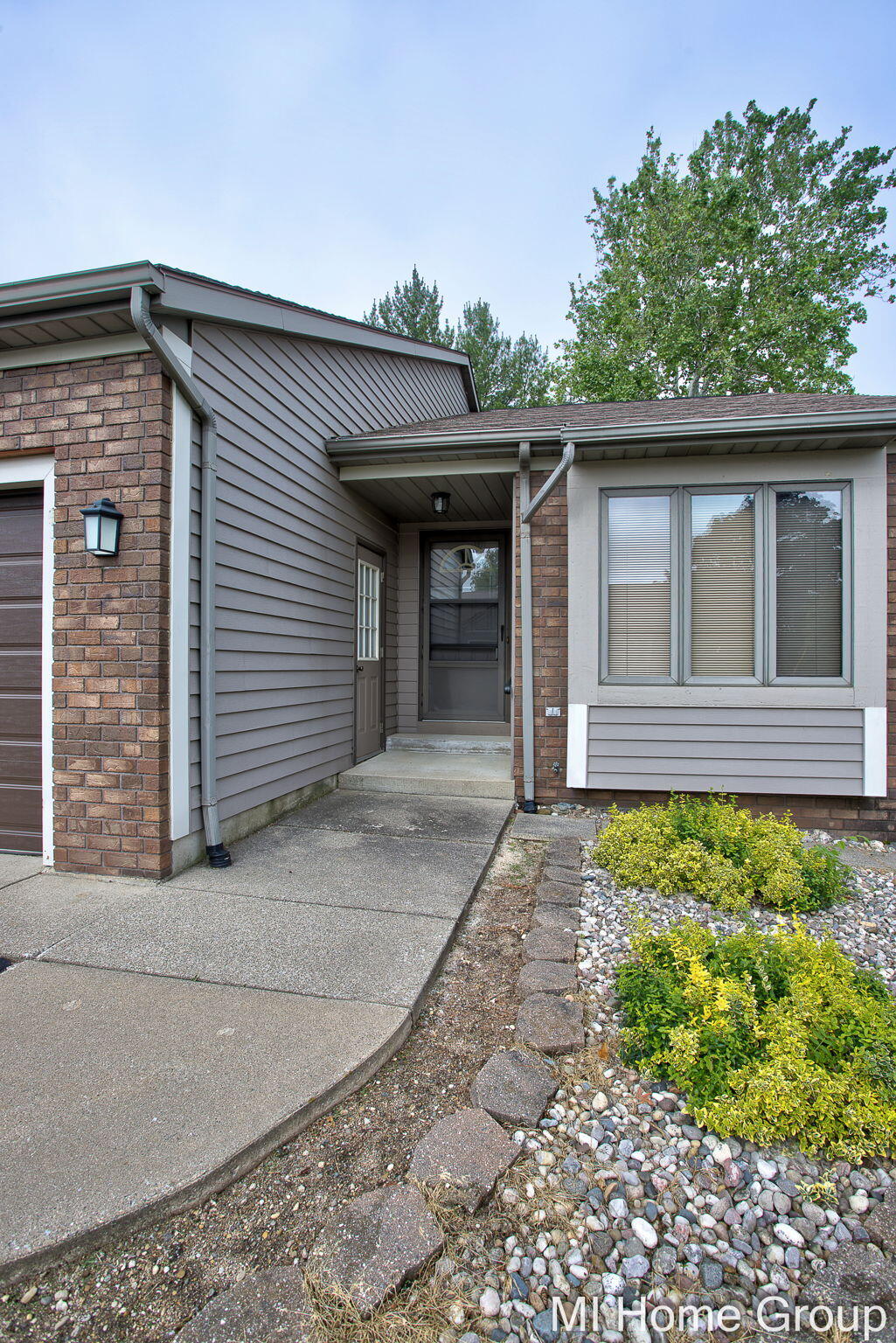500 W Main Avenue Zeeland MI 49464