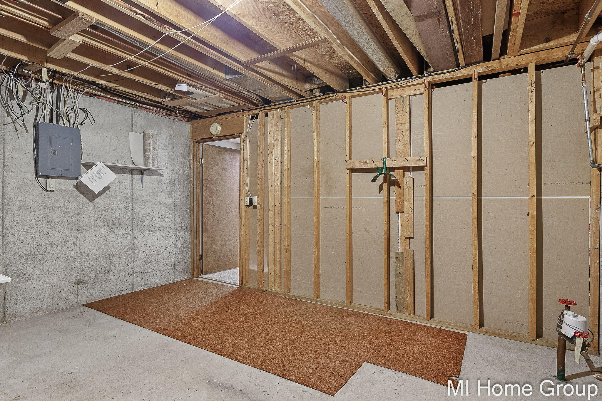 500 W Main Avenue Zeeland MI 49464