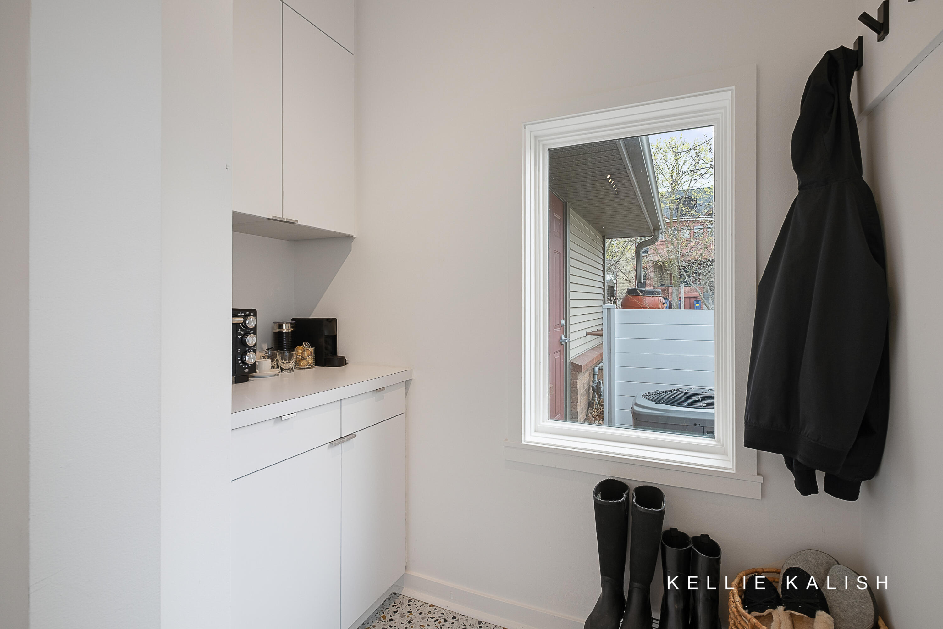 814 Livingston Avenue NE Grand Rapids MI 49503