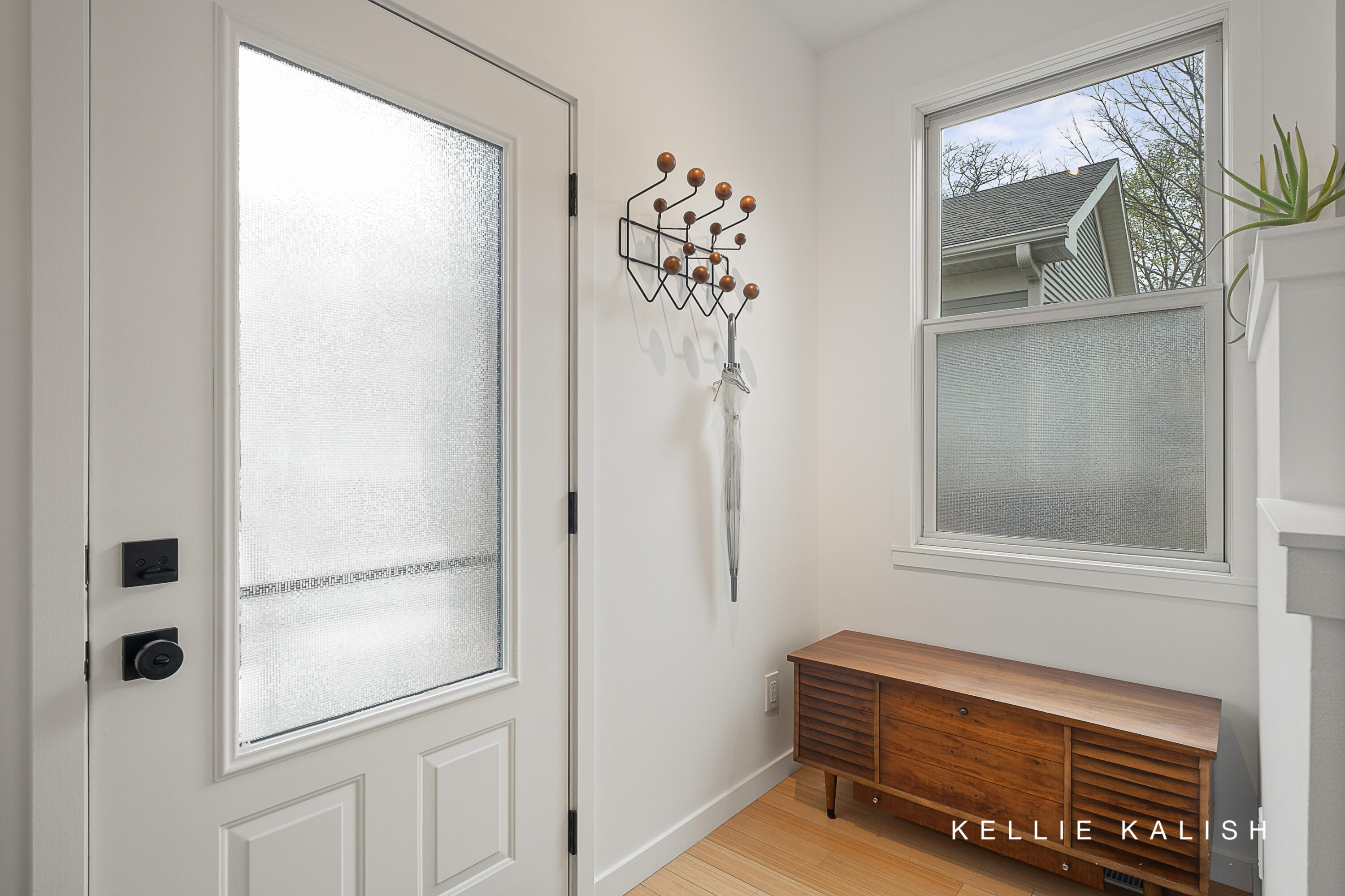 814 Livingston Avenue NE Grand Rapids MI 49503