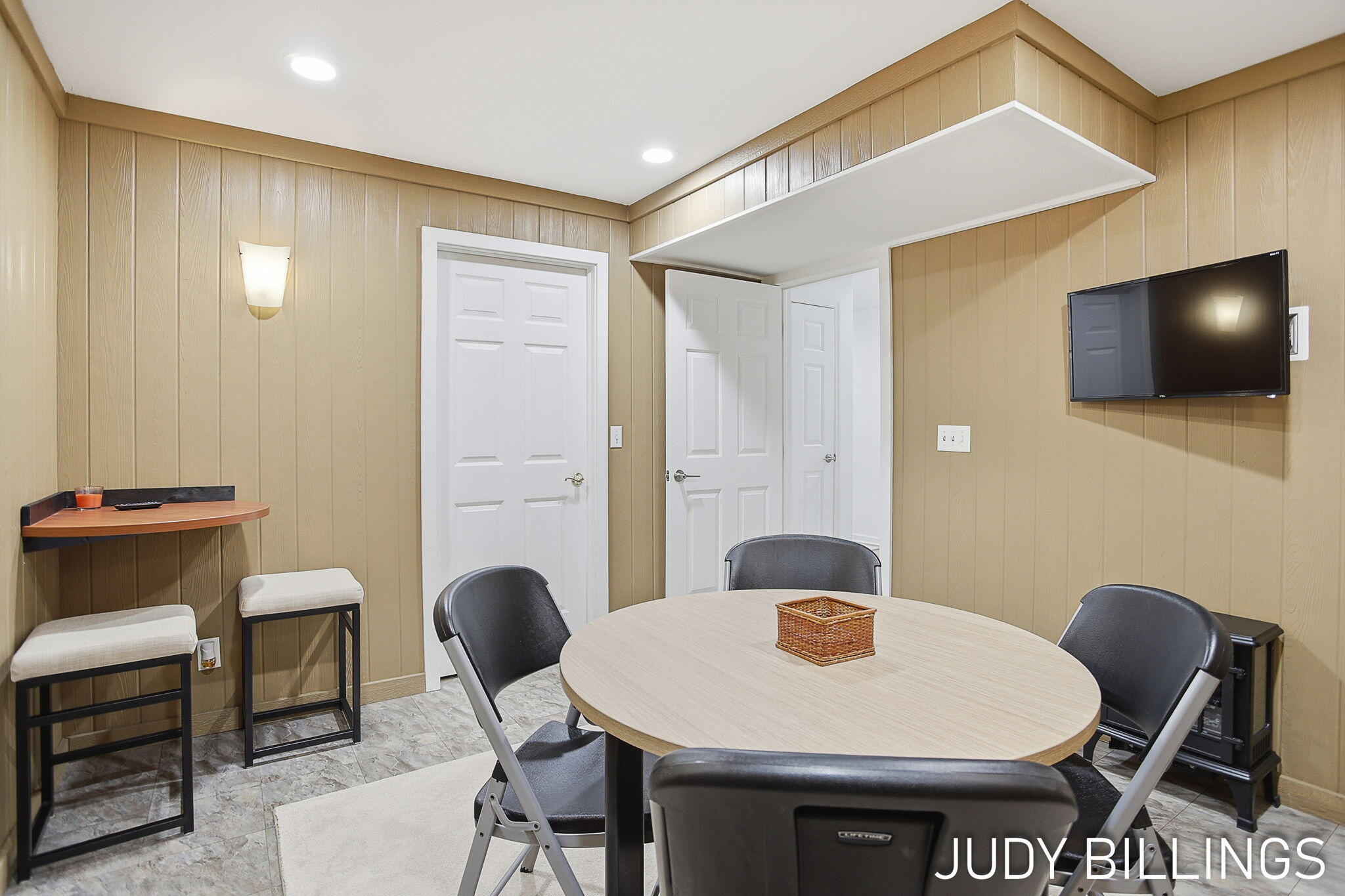 437 Amity Street Douglas MI 49406