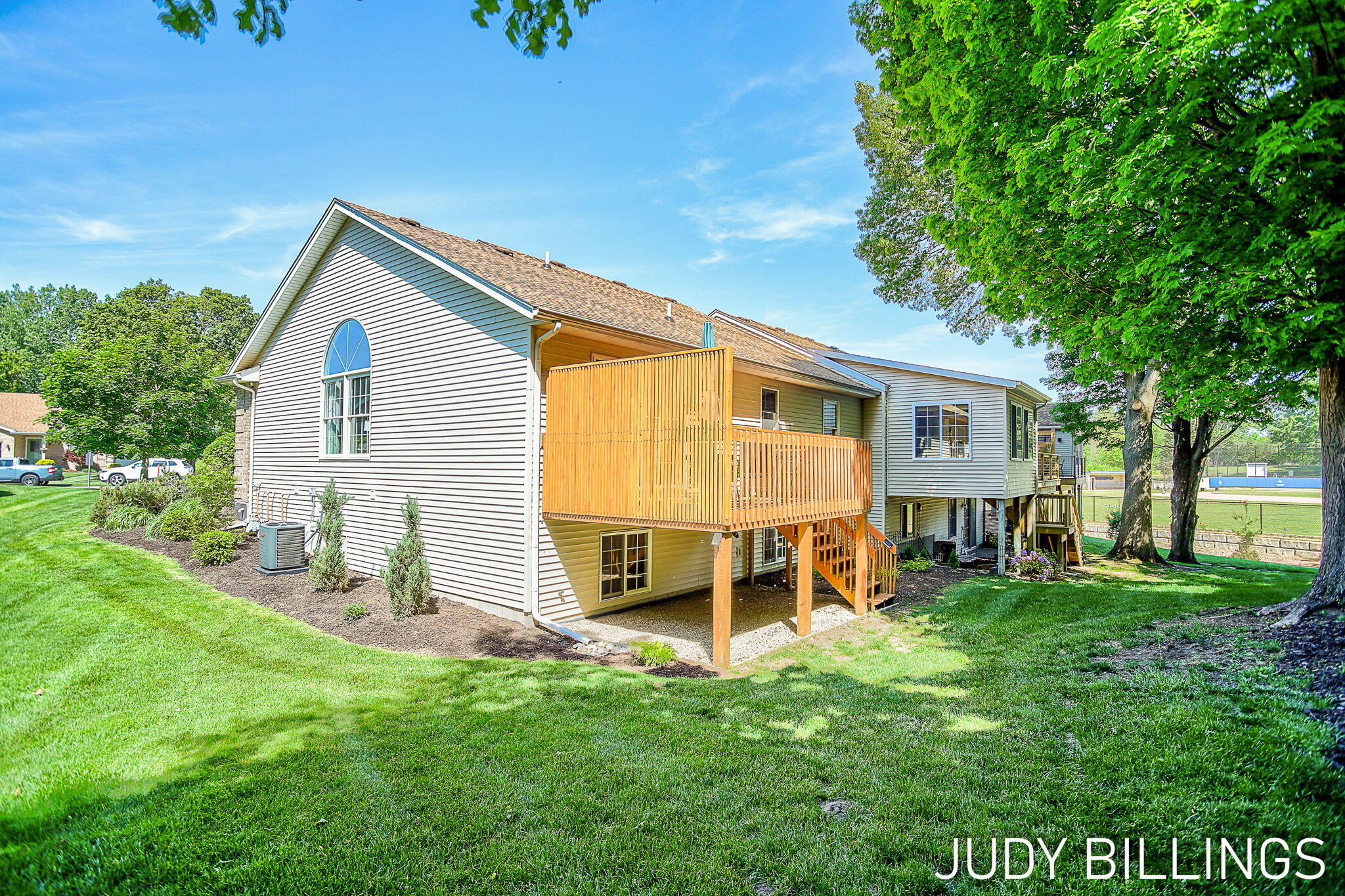 437 Amity Street Douglas MI 49406