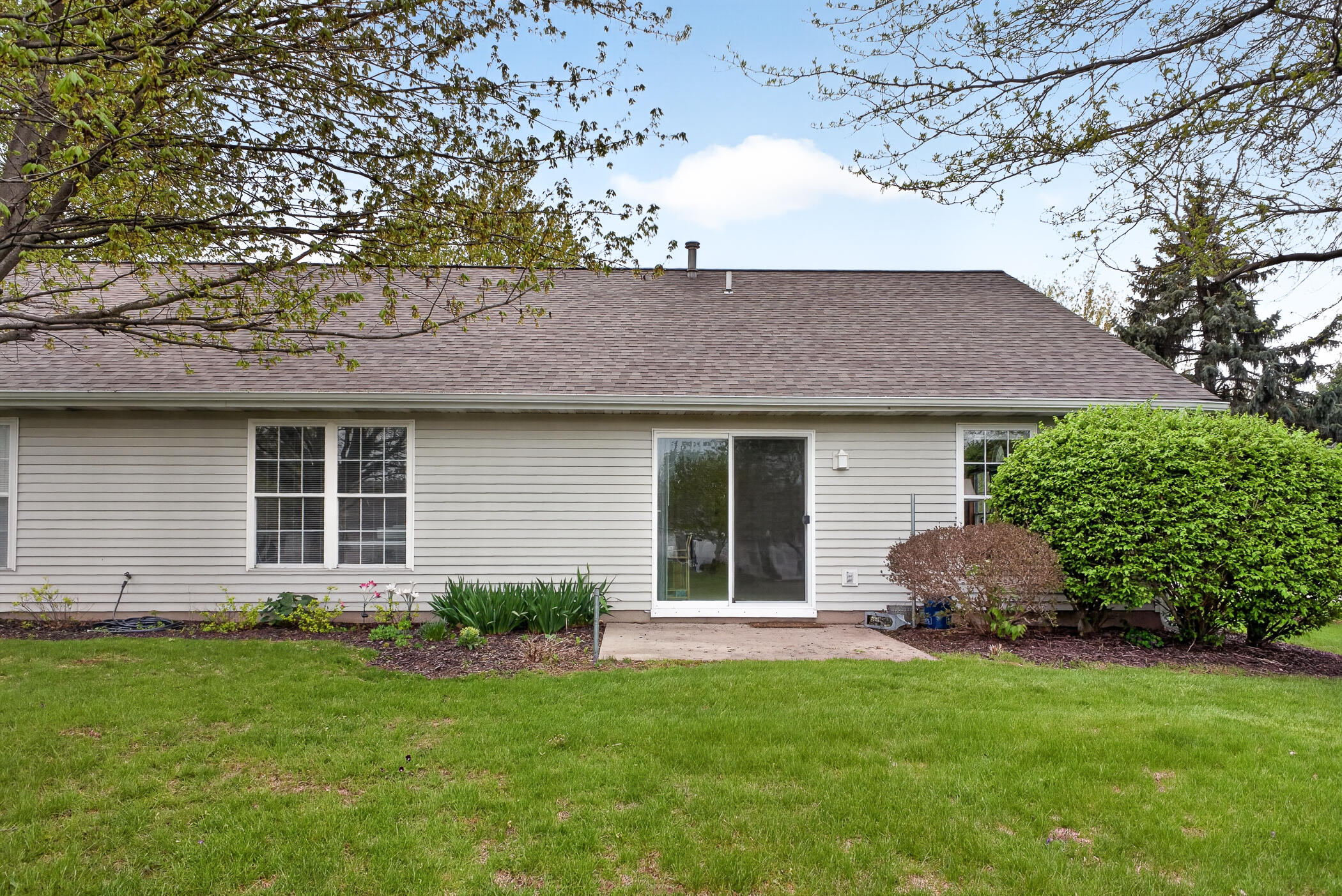 11976 Willow Wood N Holland MI 49424