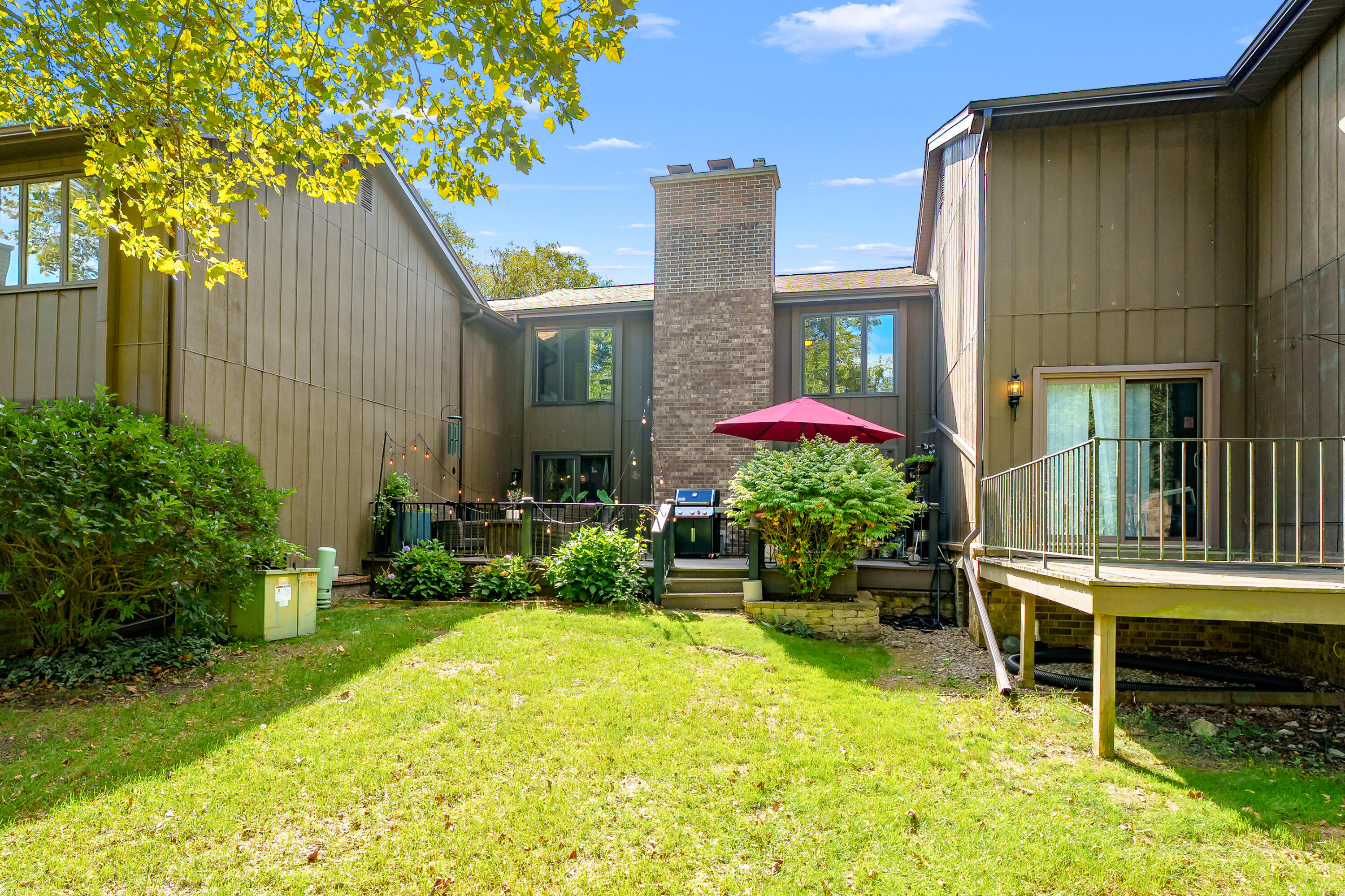 3645 Woodcliff Drive Kalamazoo MI 49008