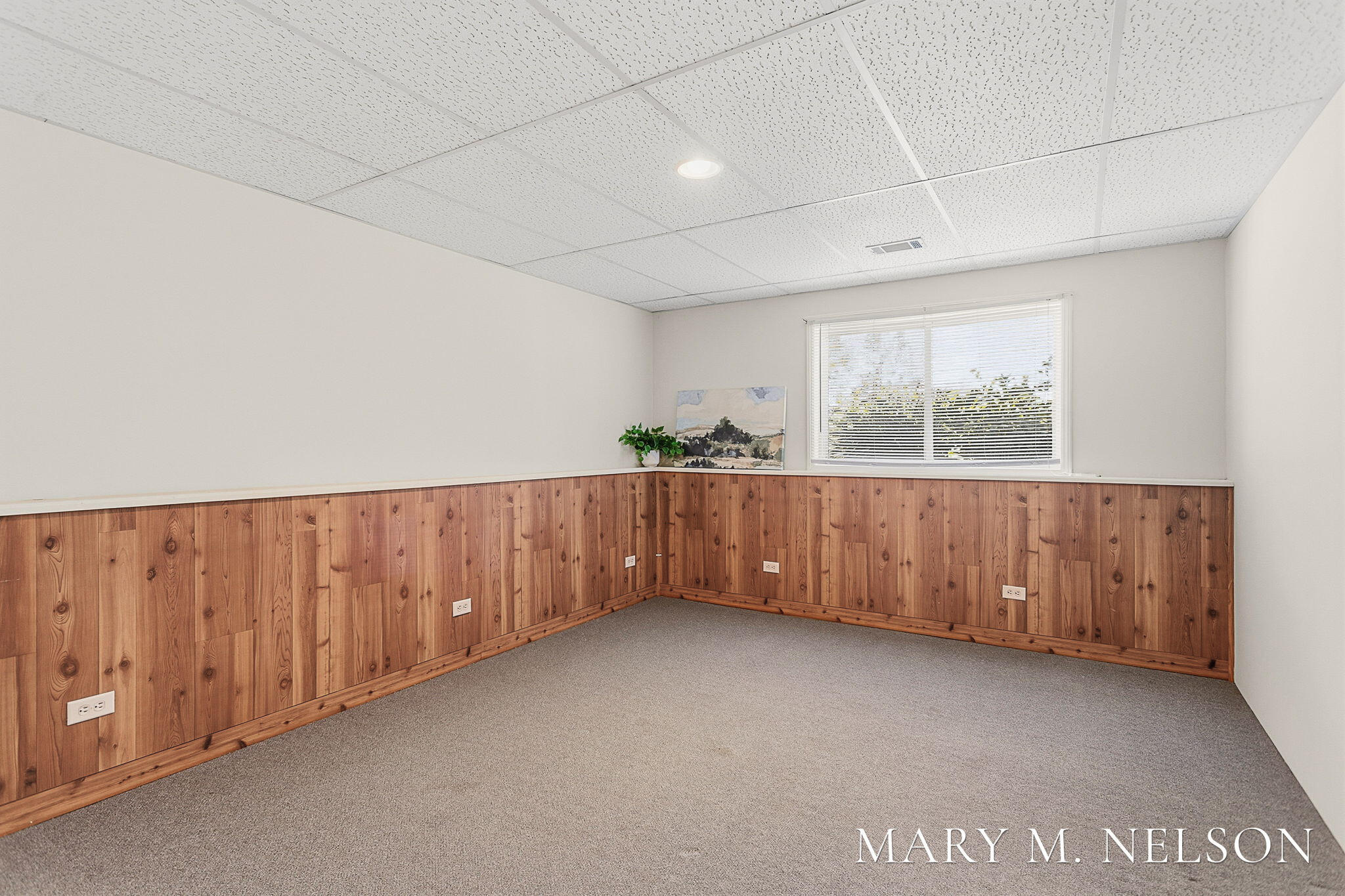 61 Majestic Court Zeeland MI 49464