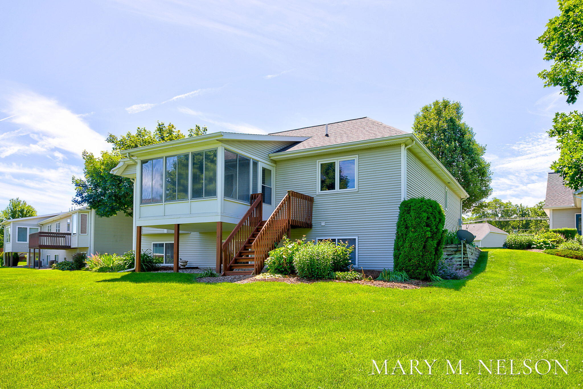 61 Majestic Court Zeeland MI 49464