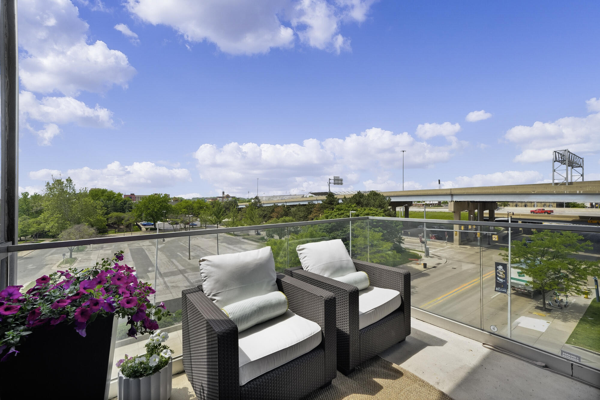 335 Bridge Street NW Grand Rapids MI 49504
