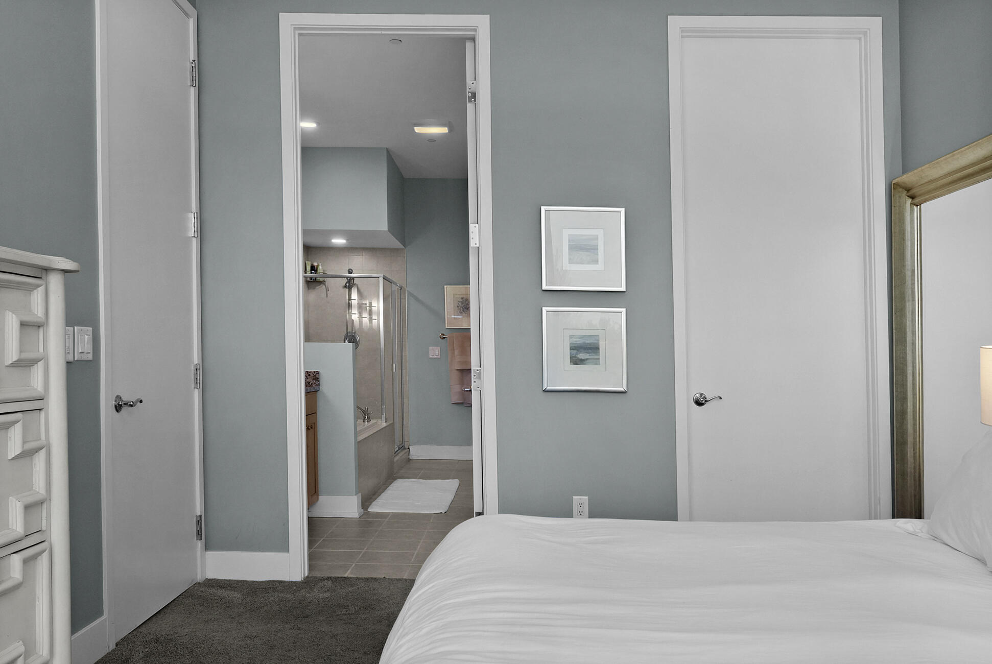 335 Bridge Street NW Grand Rapids MI 49504