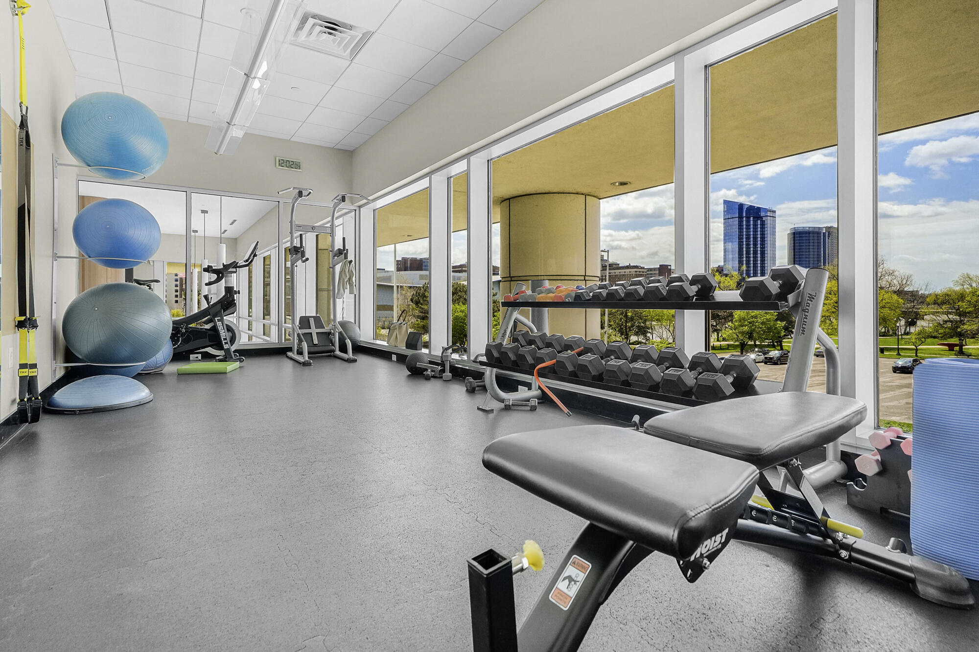 335 Bridge Street NW Grand Rapids MI 49504