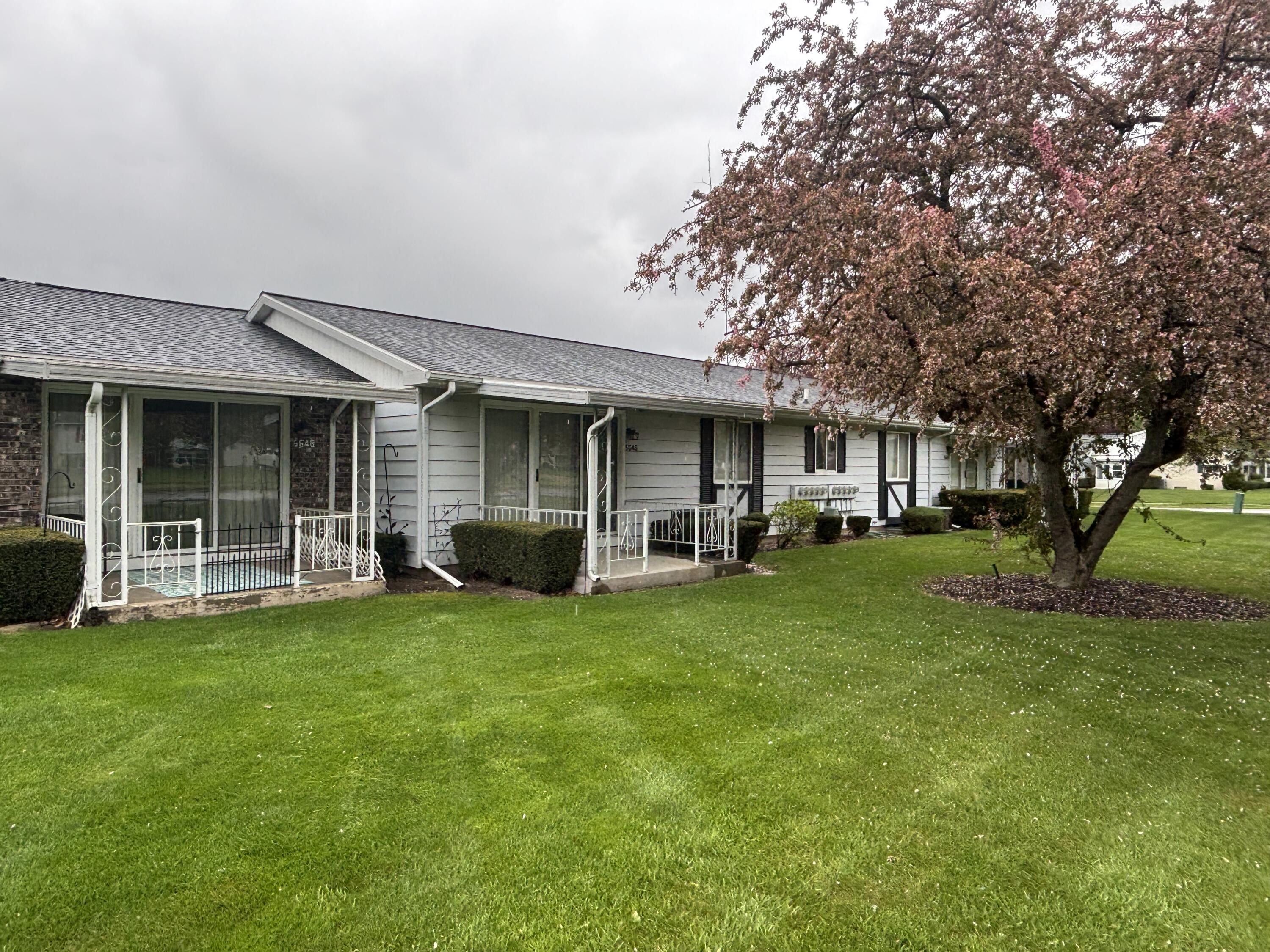 5646 Leisure S Drive SE Grand Rapids MI 49548