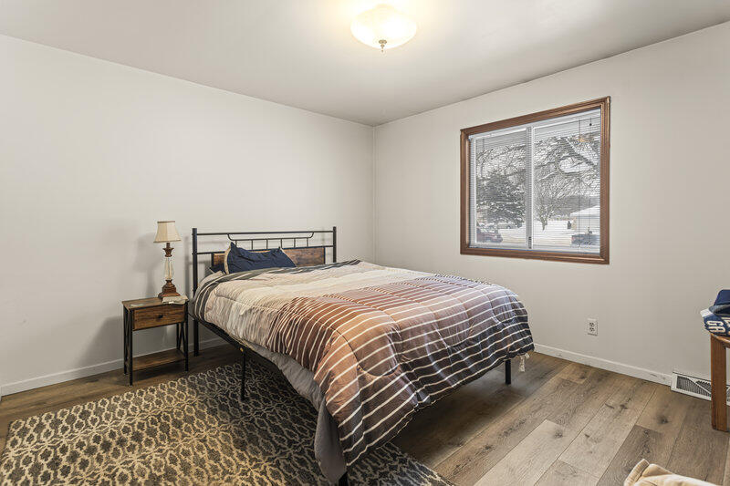 5646 Leisure S Drive SE Grand Rapids MI 49548