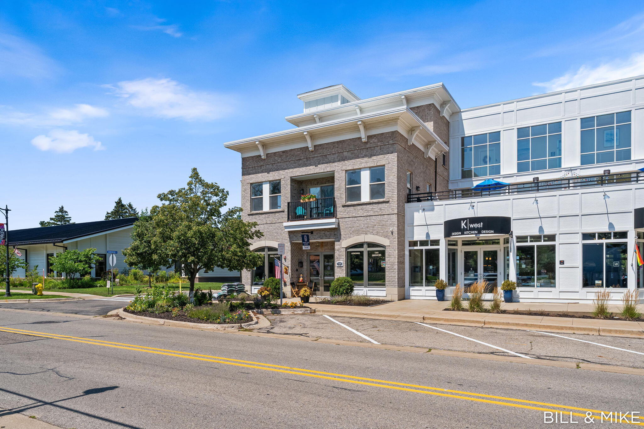 150 W Center Street Douglas MI 49406