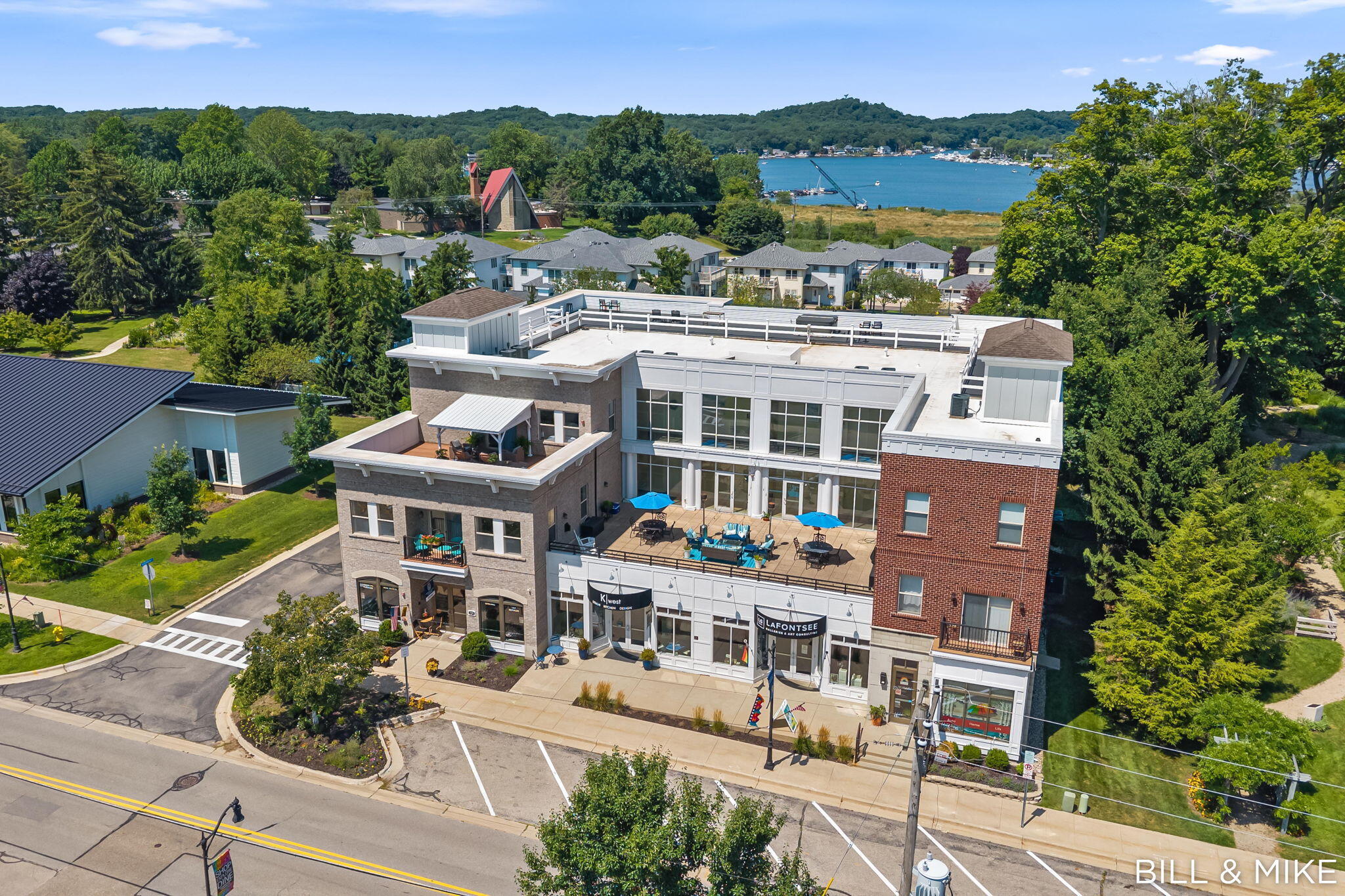 150 W Center Street Douglas MI 49406