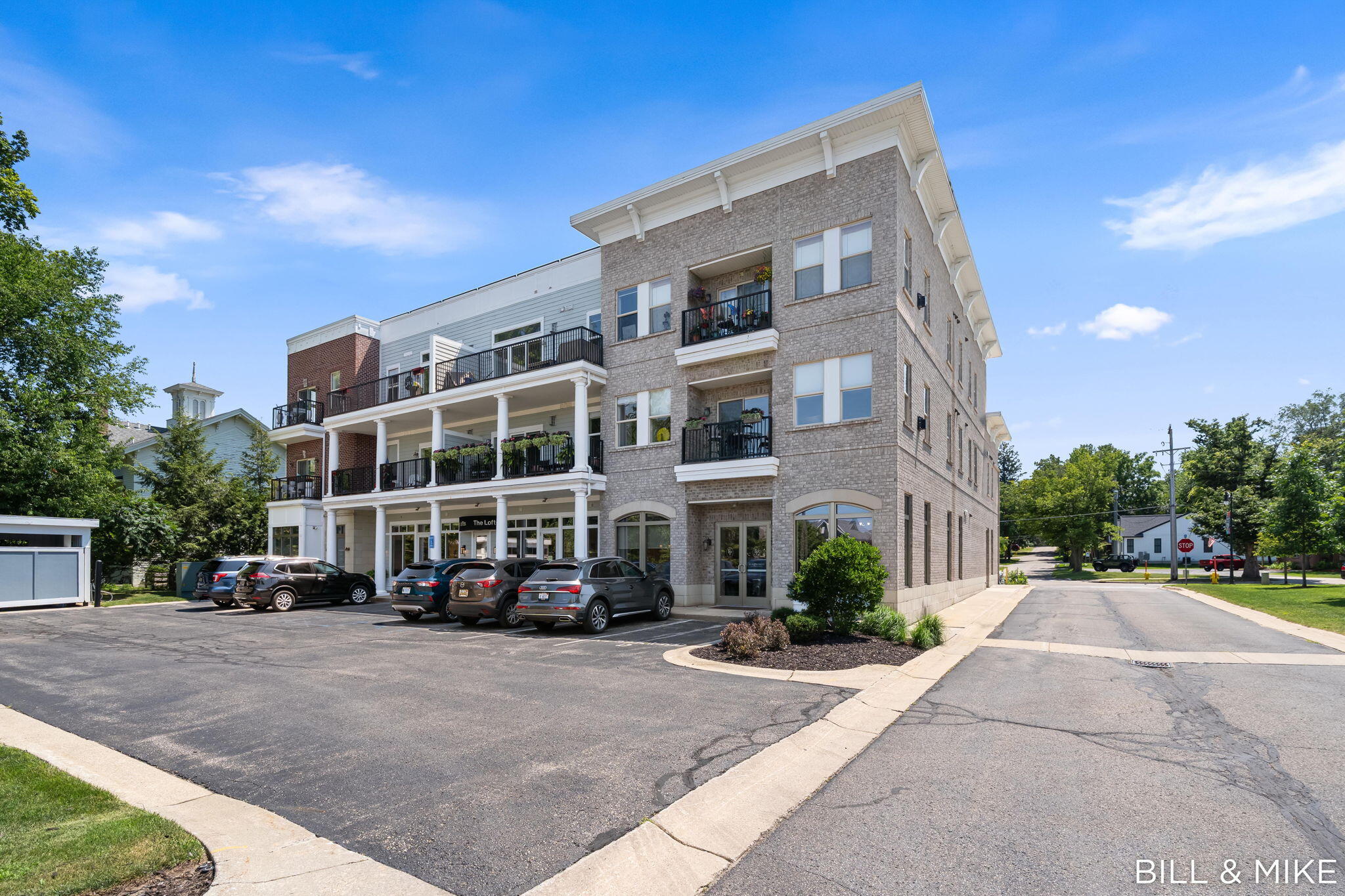150 W Center Street Douglas MI 49406