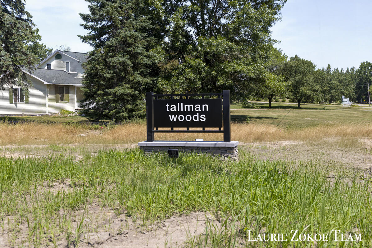 4341 Tallman Woods Drive NW Grand Rapids MI 49534