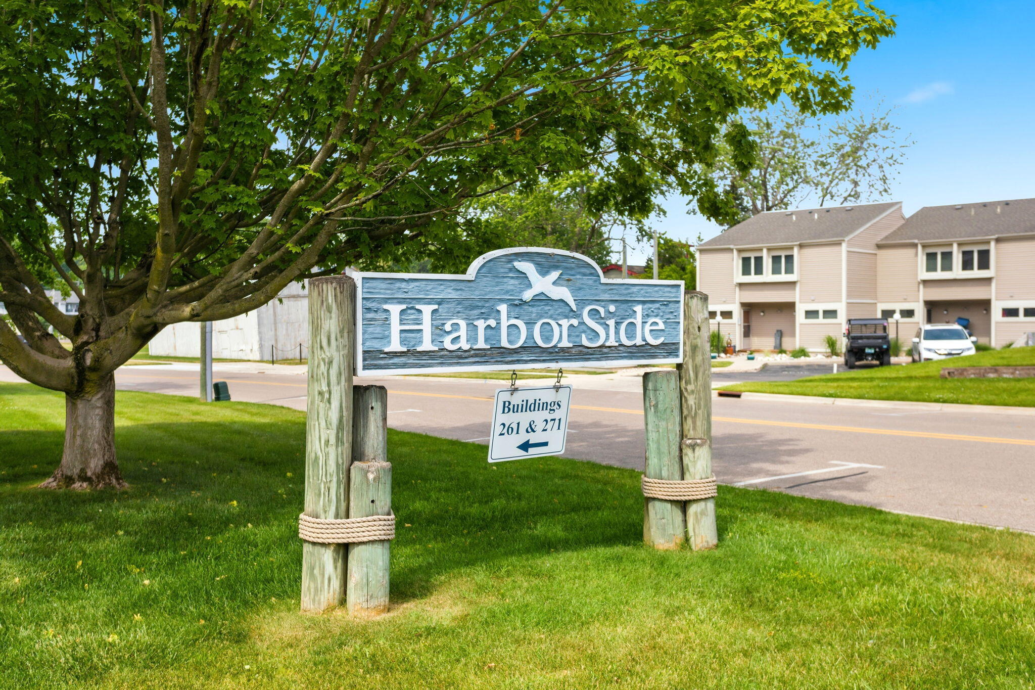 261 Black River Street South Haven MI 49090