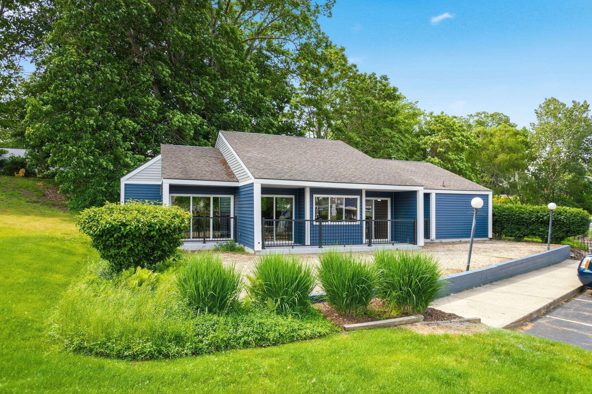 261 Black River Street South Haven MI 49090