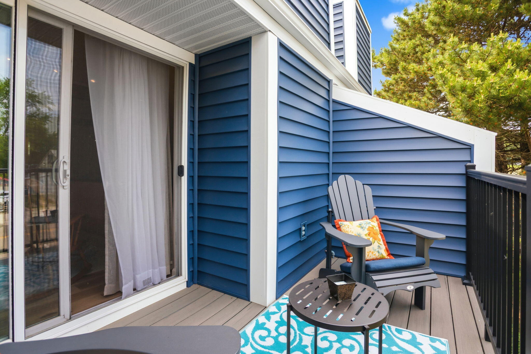261 Black River Street South Haven MI 49090