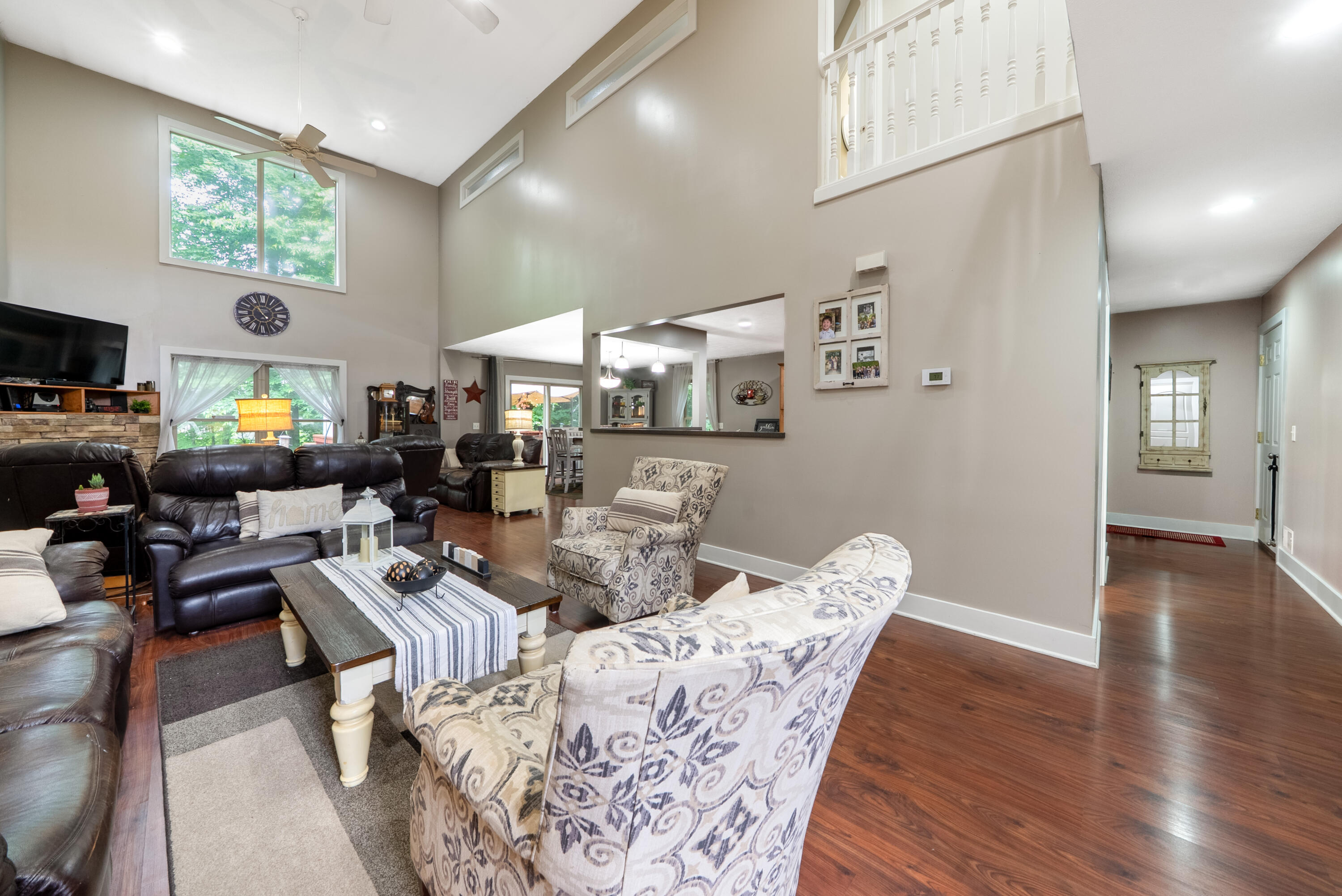 907 N Sandalwood Circle Muskegon MI 49441