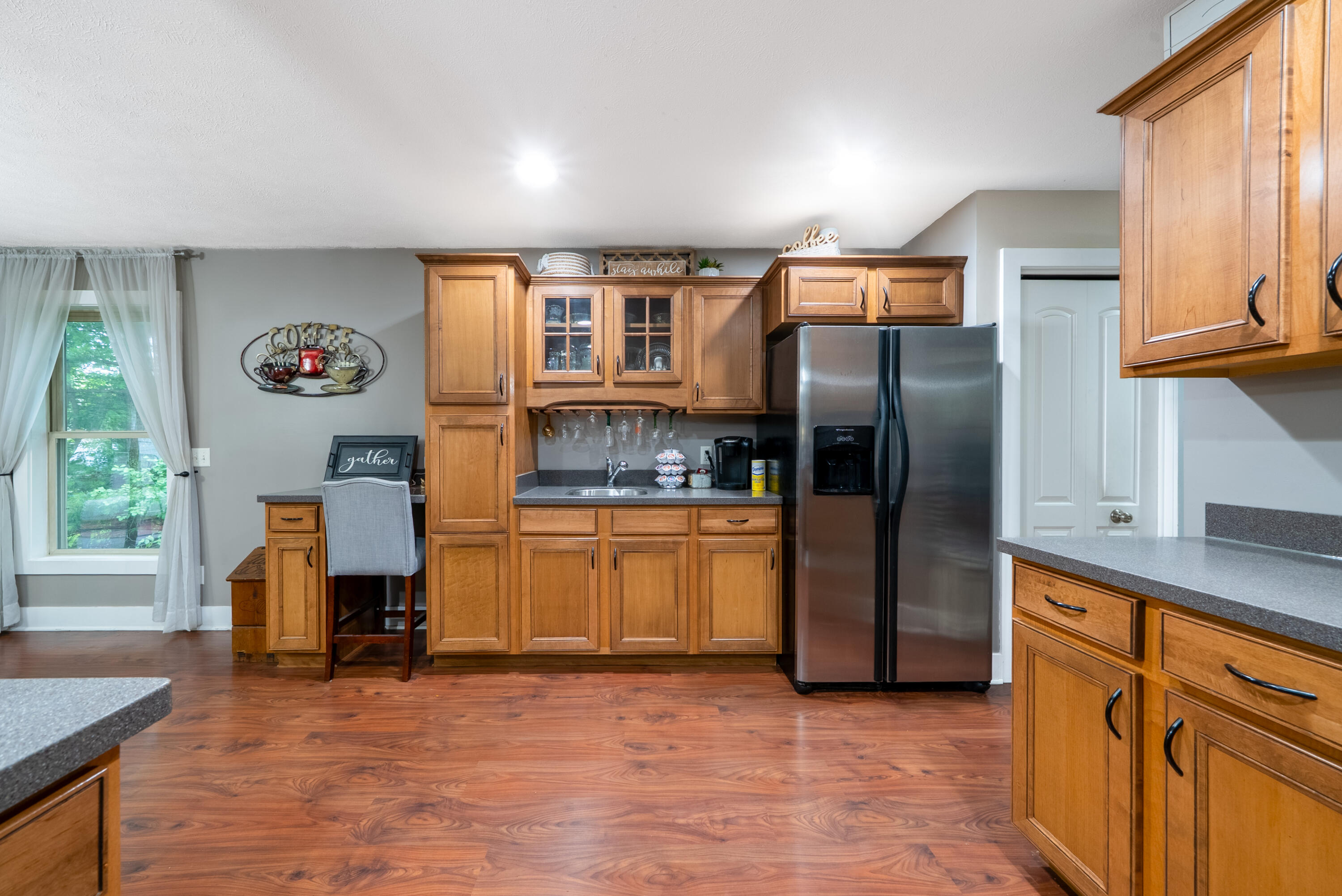 907 N Sandalwood Circle Muskegon MI 49441