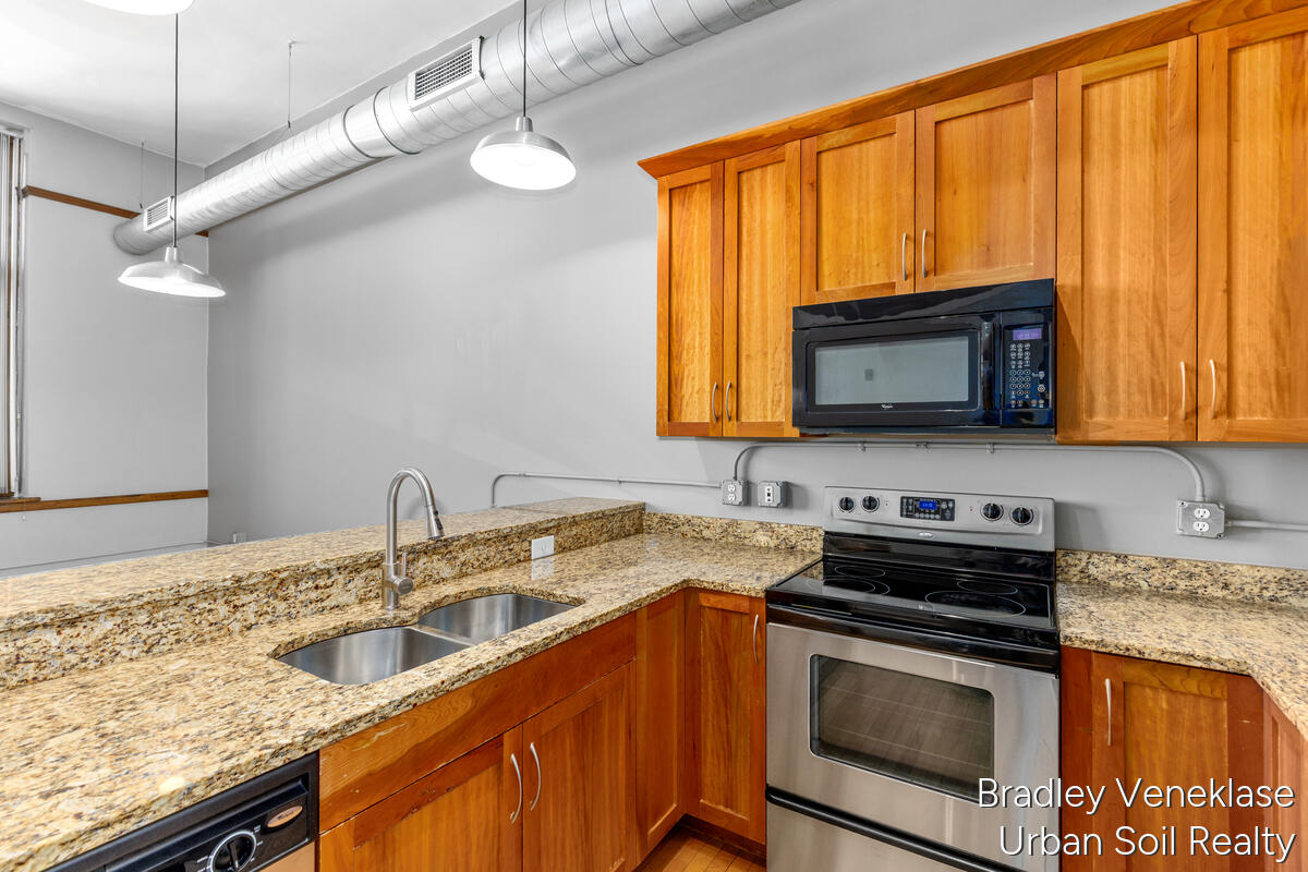 600 Broadway Avenue NW Grand Rapids MI 49504