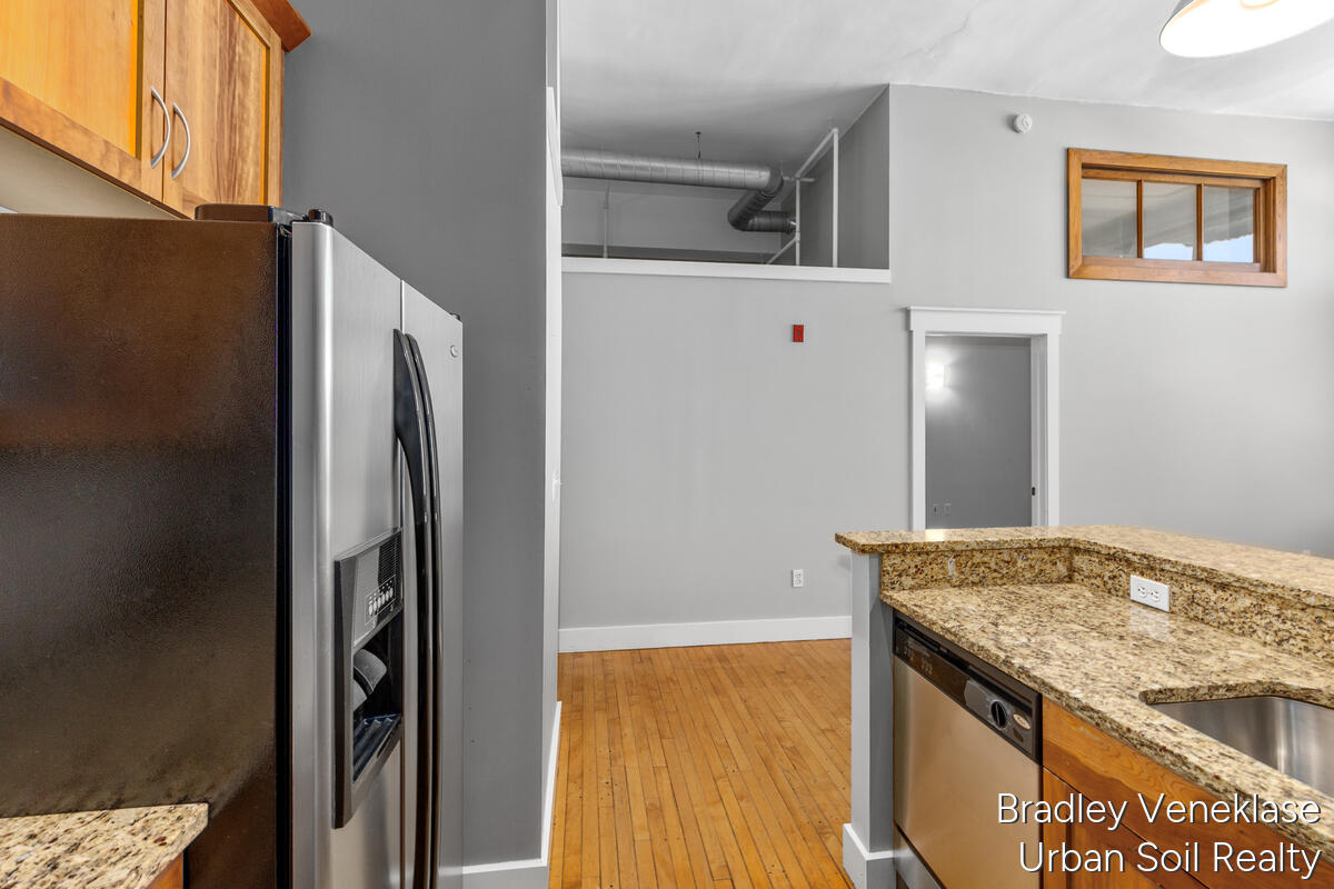 600 Broadway Avenue NW Grand Rapids MI 49504